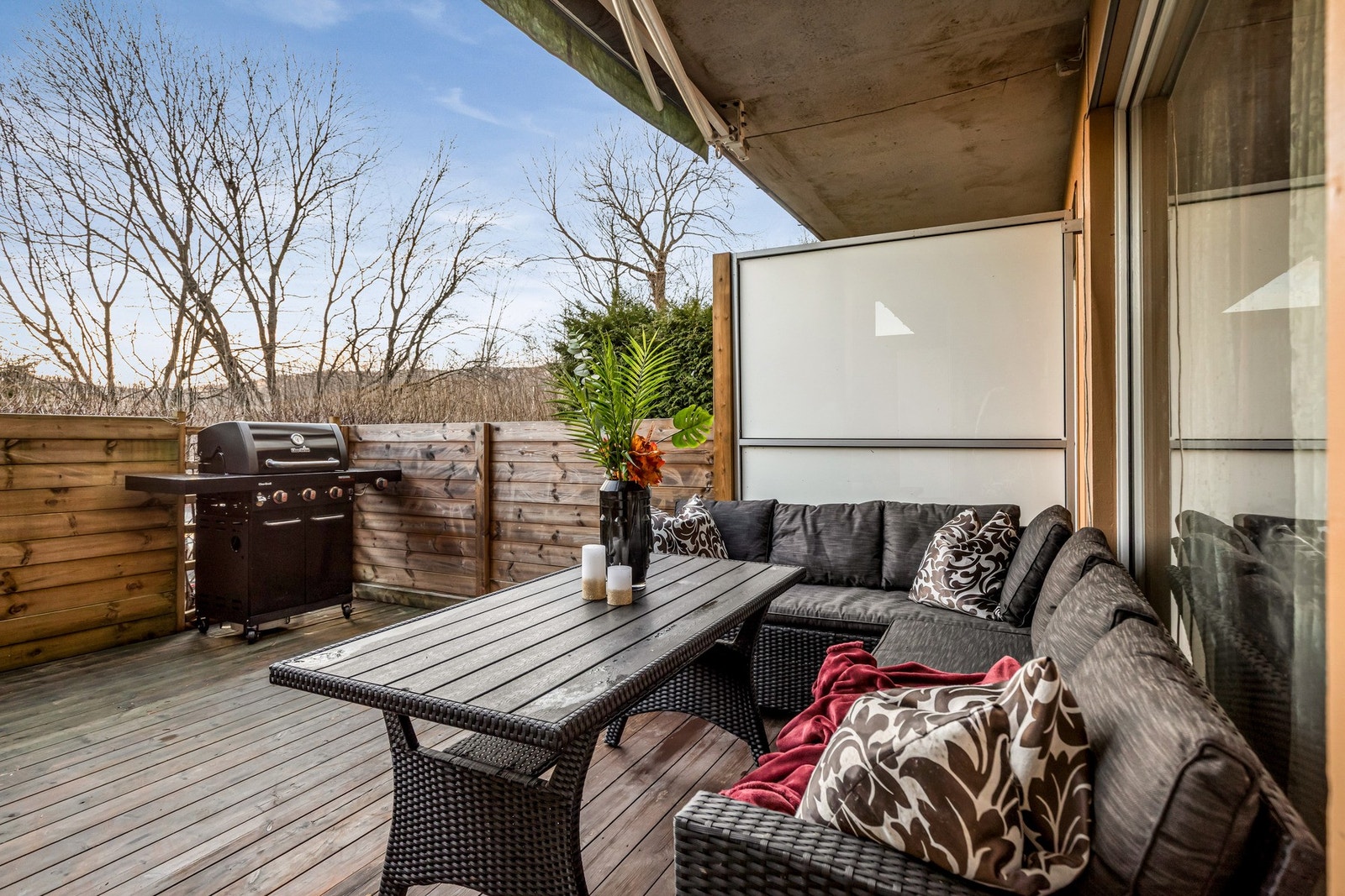 Velkommen til Haganjordet 26 - Presenteres av Eiendomsmegler/Partner Sarvajuthan Mahalingam v/Privatmegleren! Galleribilde