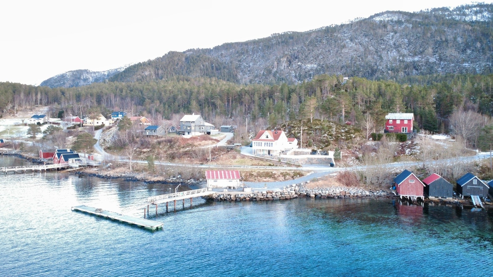 Dette er en enebolig med fantastisk beliggenhet på Årsund Galleribilde