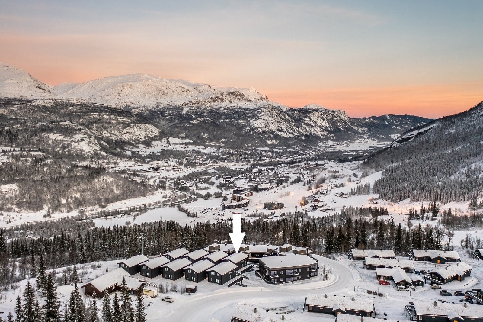 Ta kontakt med megler for privatvisning. Galleribilde