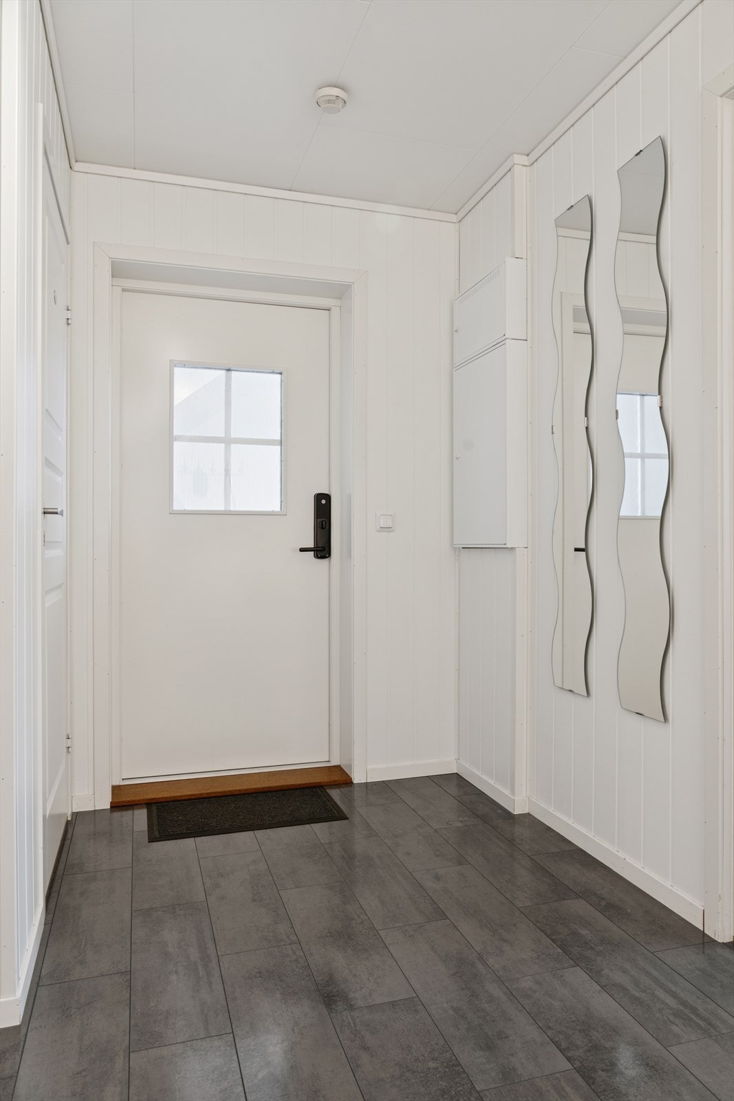 Boligen måler 100 kvm (internt bruksareal). Galleribilde