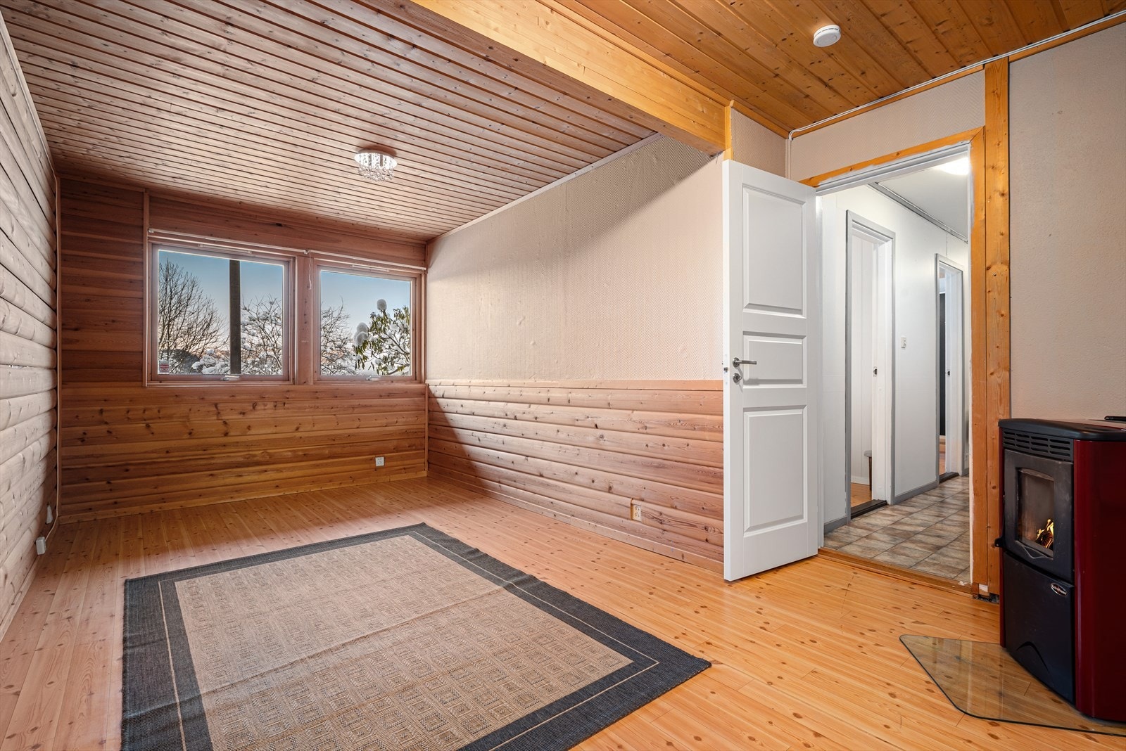 Hobbyrom benyttet som kjellerstue Galleribilde