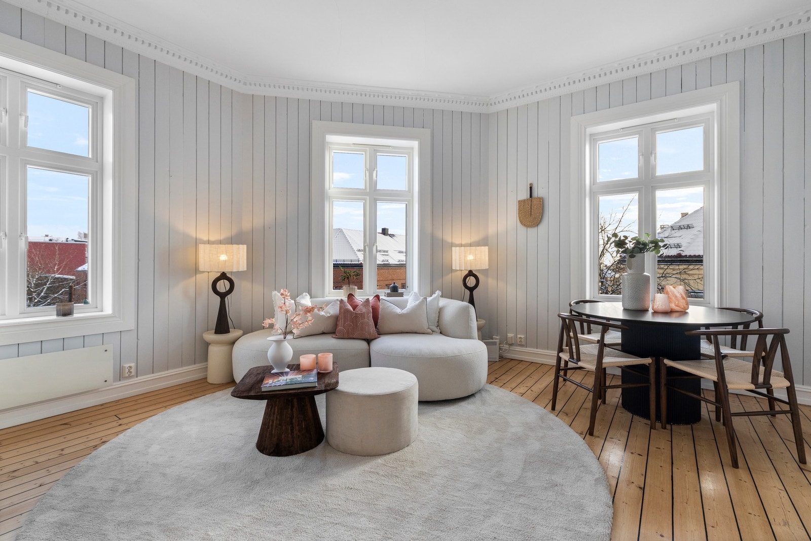 - En lekker hjørneleilighet m. klassiske detaljer - Galleribilde