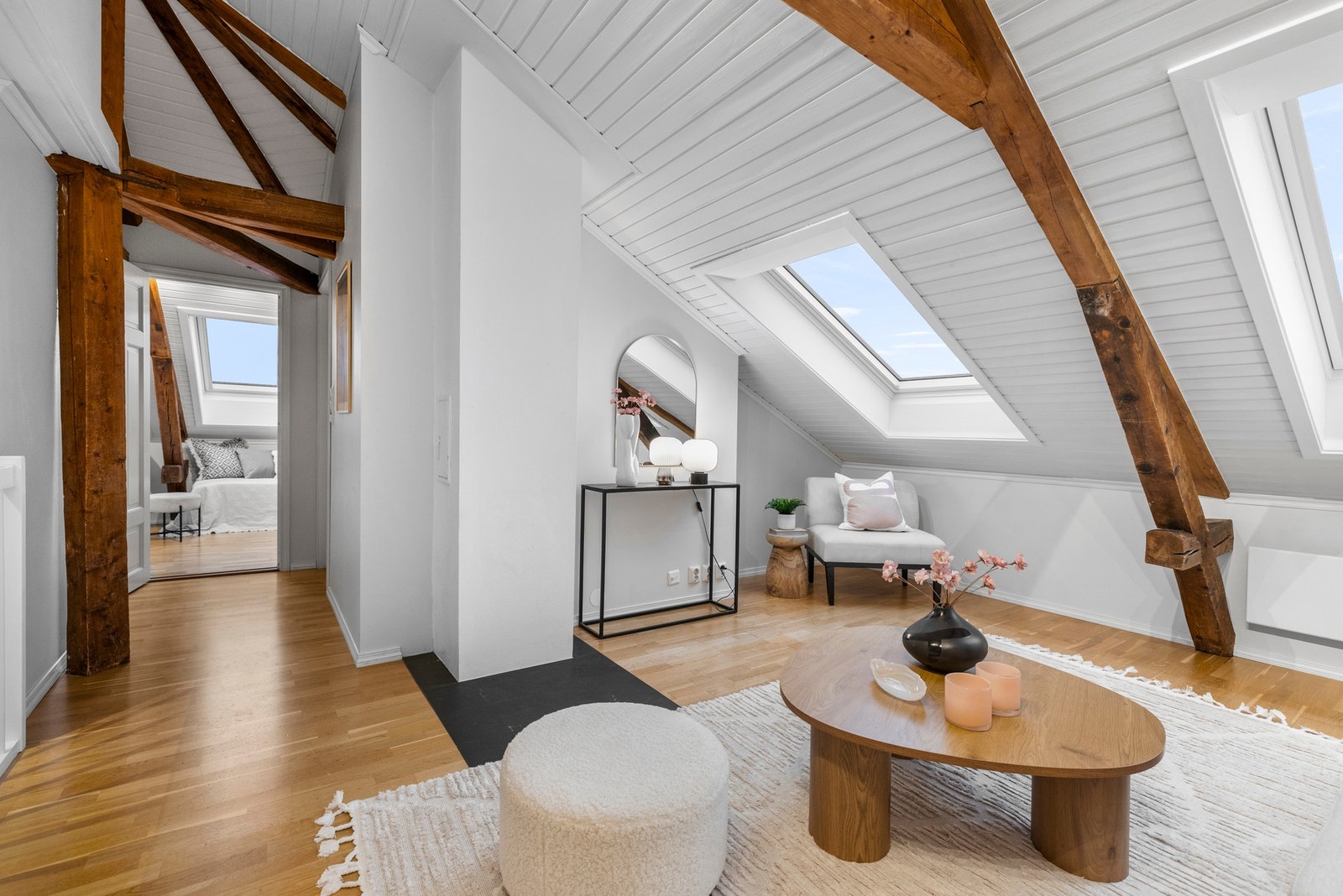 - Meget hyggelig loftstue - Galleribilde