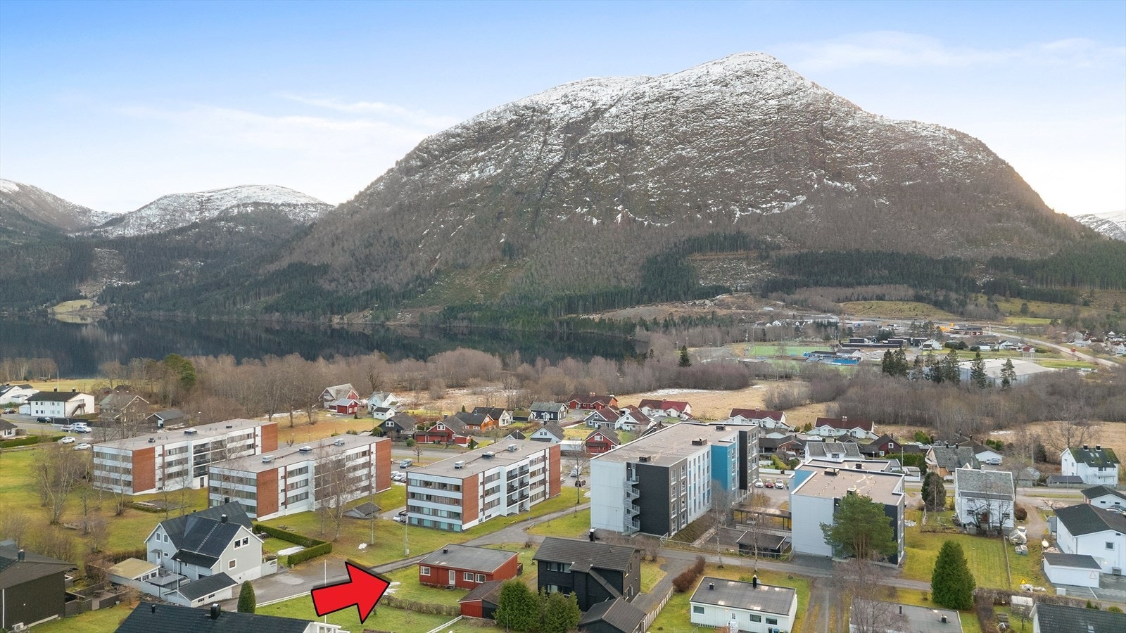 Nærområde på Heltne Galleribilde