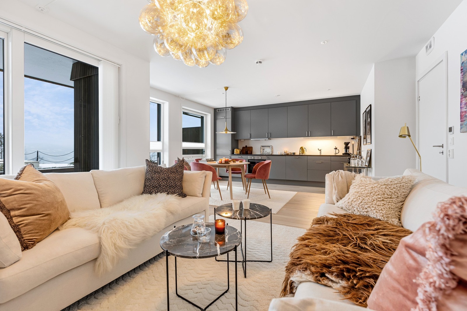 Velkommen til Solhøgdavegen 41! Foto: RGB Media Galleribilde