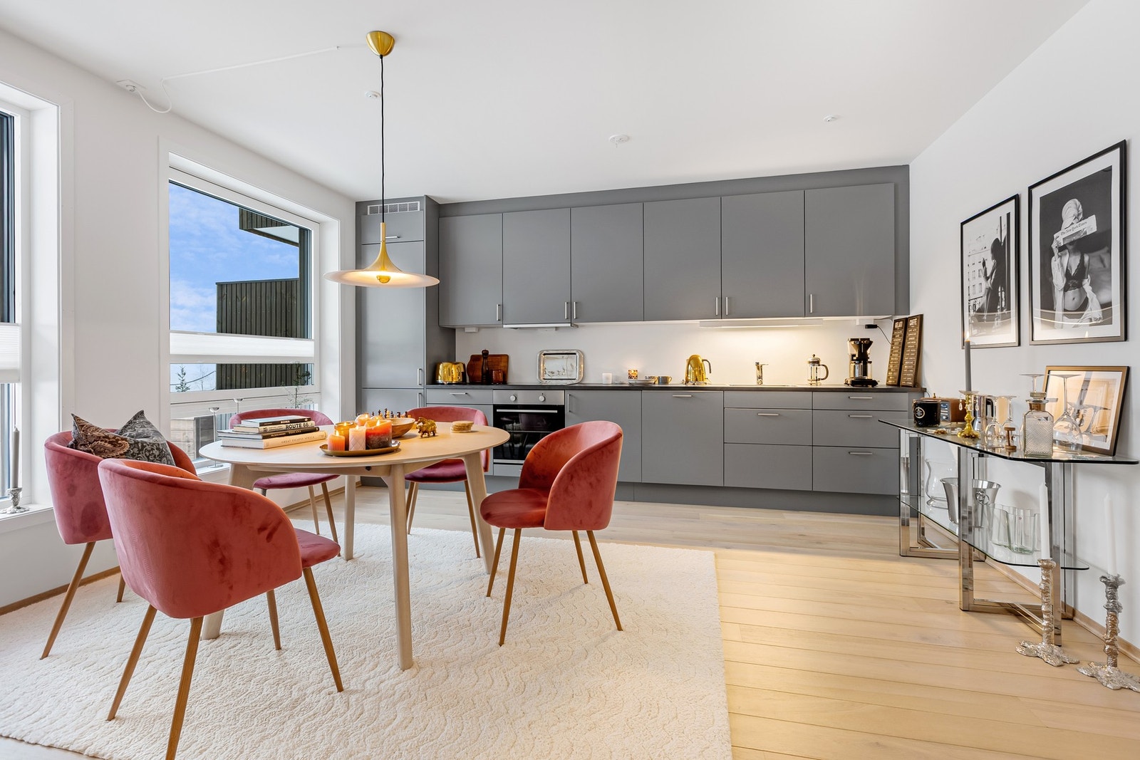 Meget tiltalende 3-roms leilighet i 1. etasje. Galleribilde