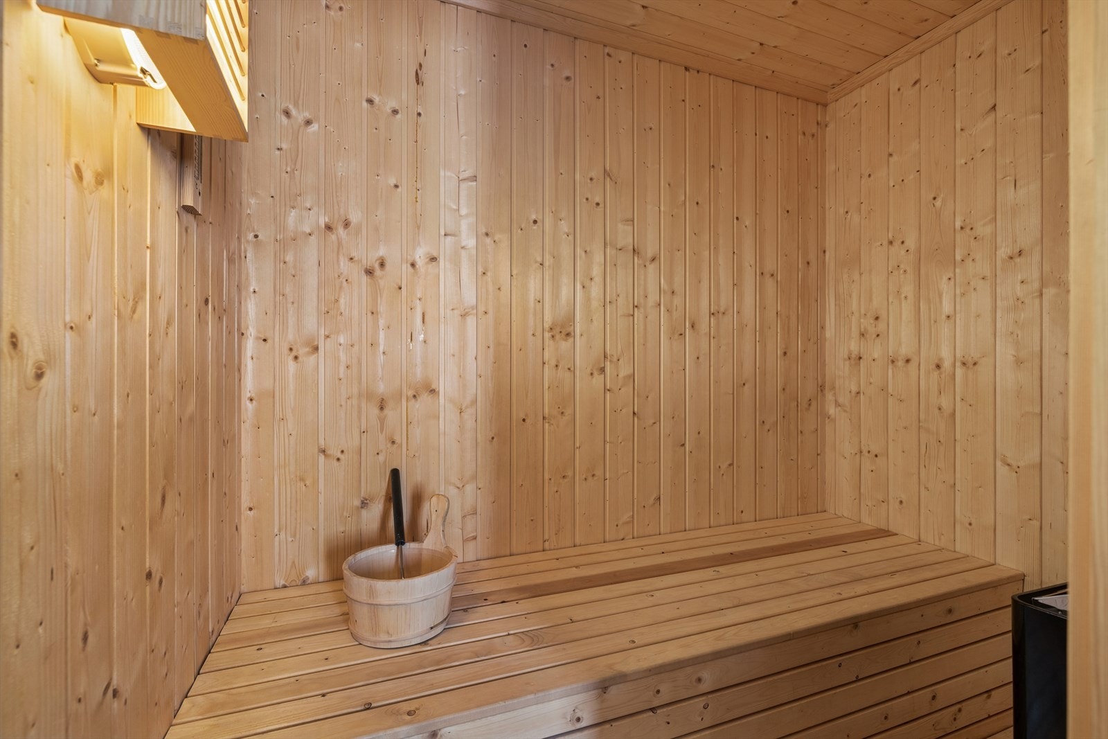 Her kan du nyte badstuen etter lange skiturer Galleribilde