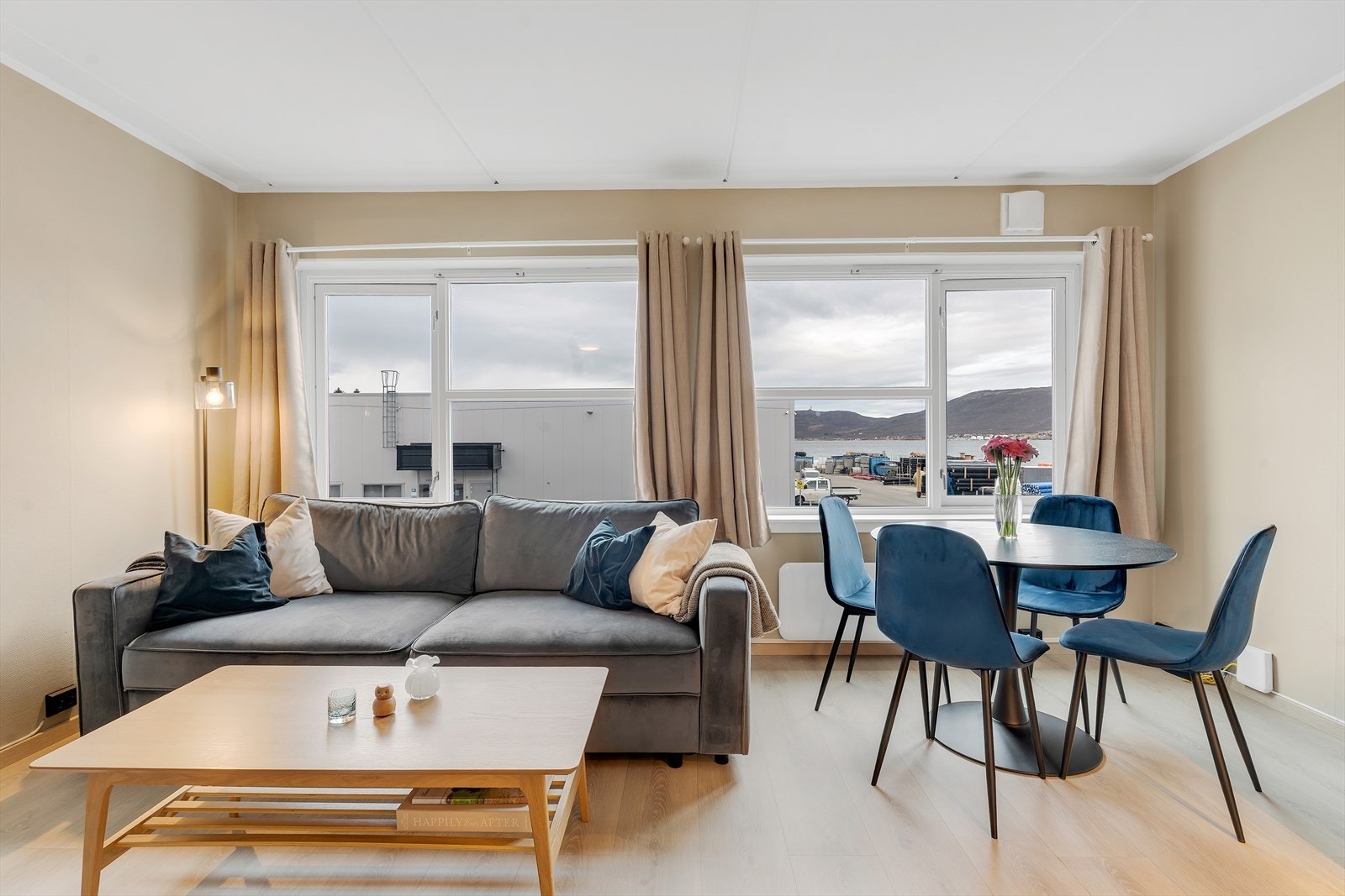 En flott 2-roms med smart planløsning, god standard, parkering og gangavstand til UNN/UiT! Galleribilde