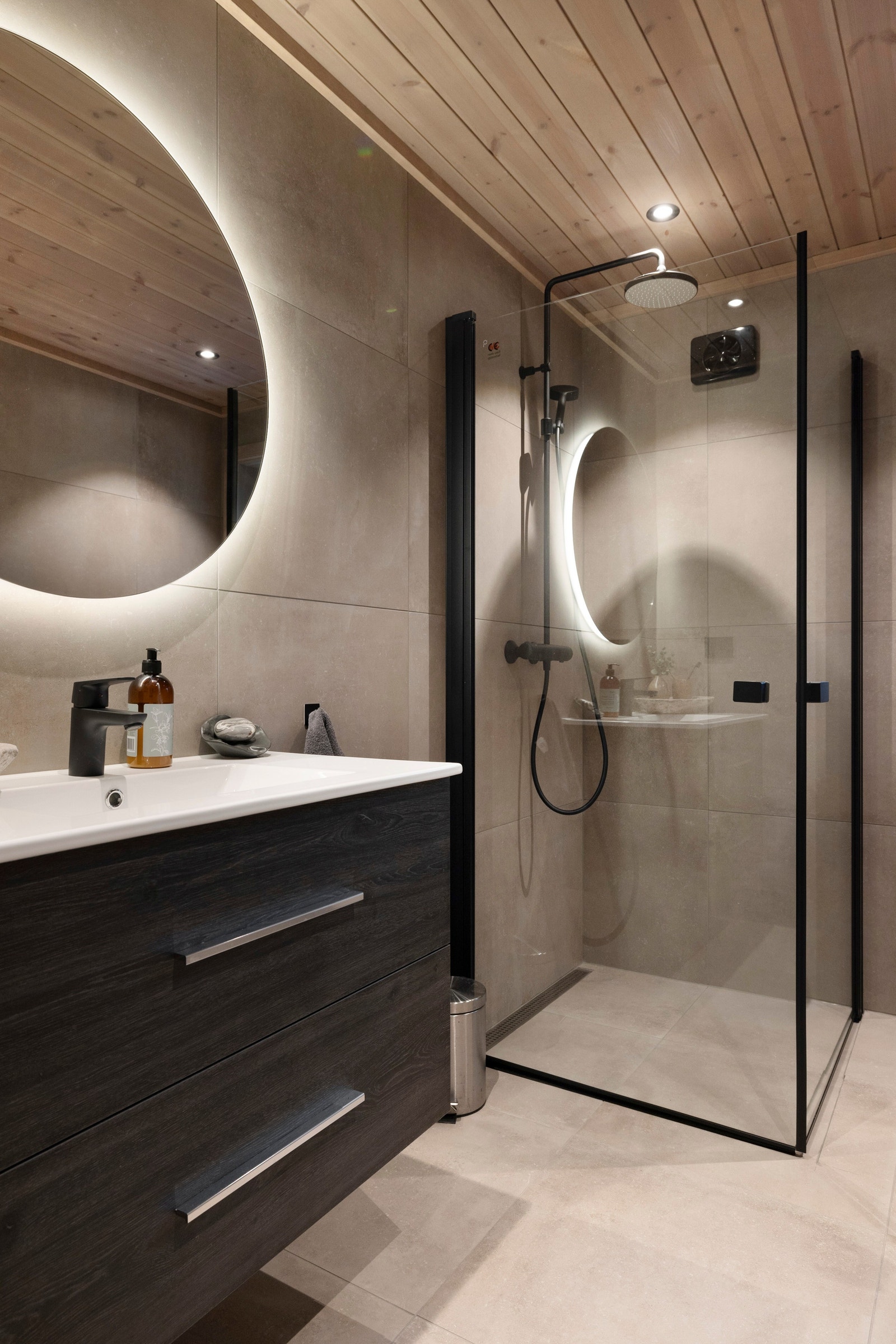 Inspirasjonsbilde fra bad på en annen hytte Galleribilde