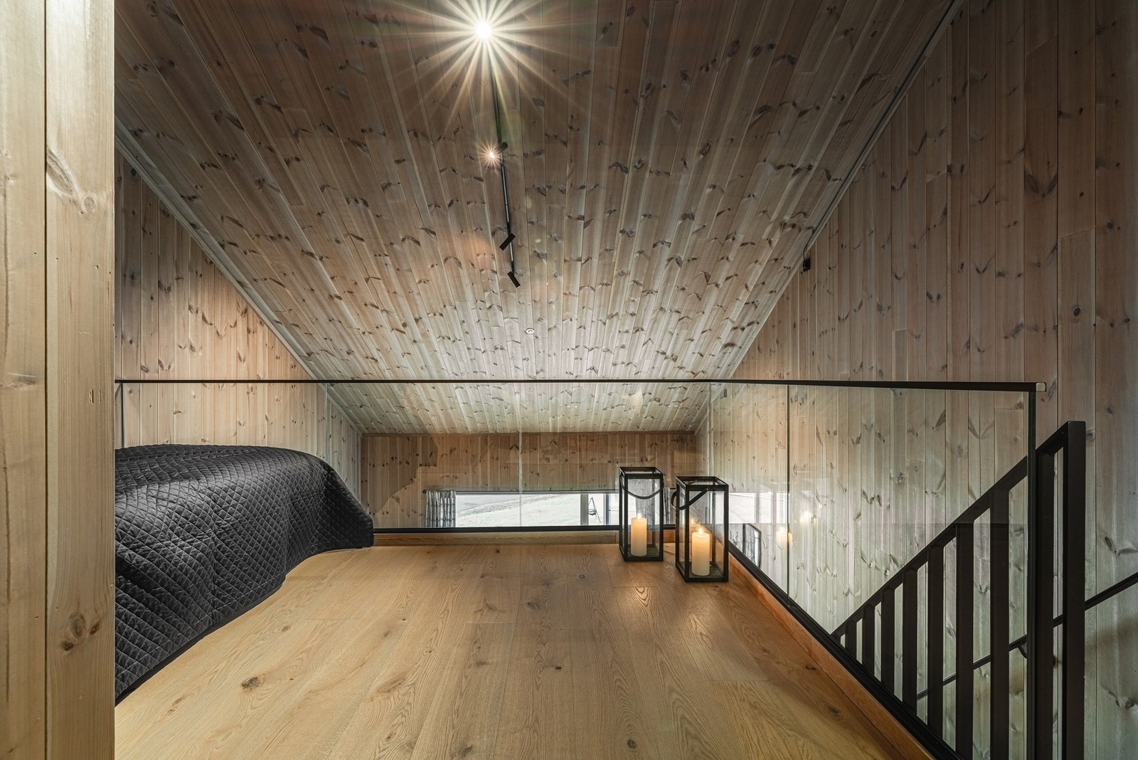 Soveplass på hemsen. Galleribilde