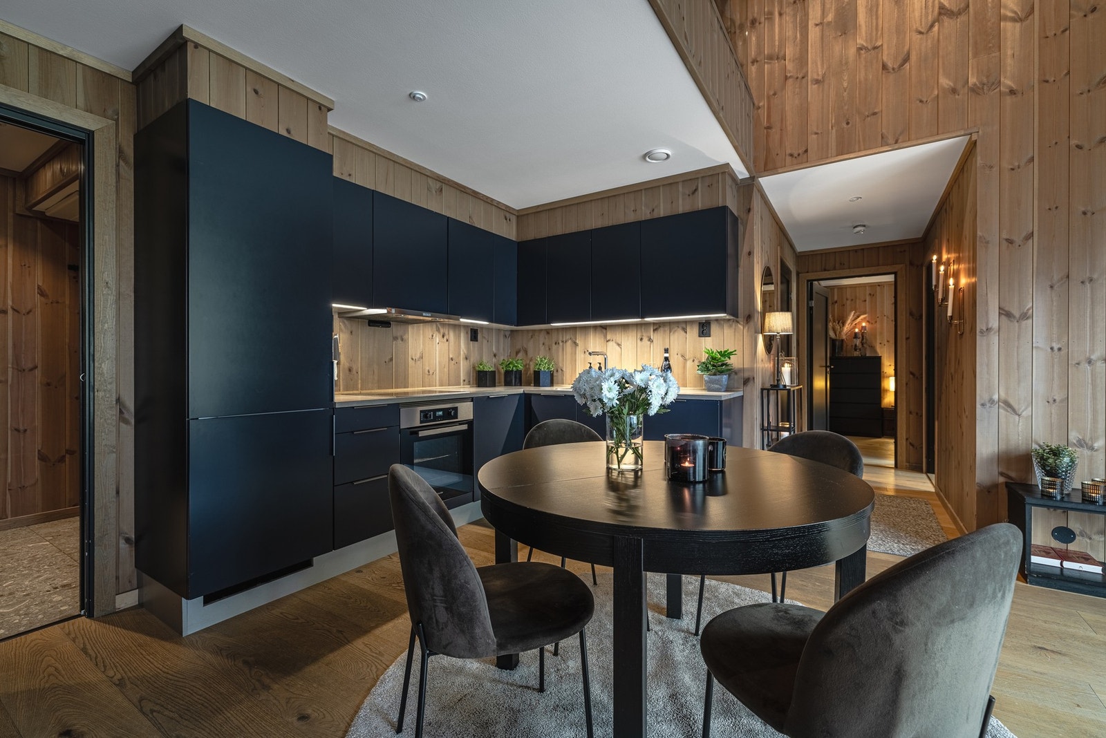 Hyggelig spiseplass - Perfekt for middager med venner og familie. Galleribilde