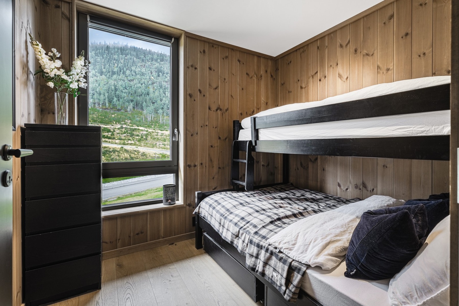 Soverom 2 med praktisk familiekøye. Galleribilde