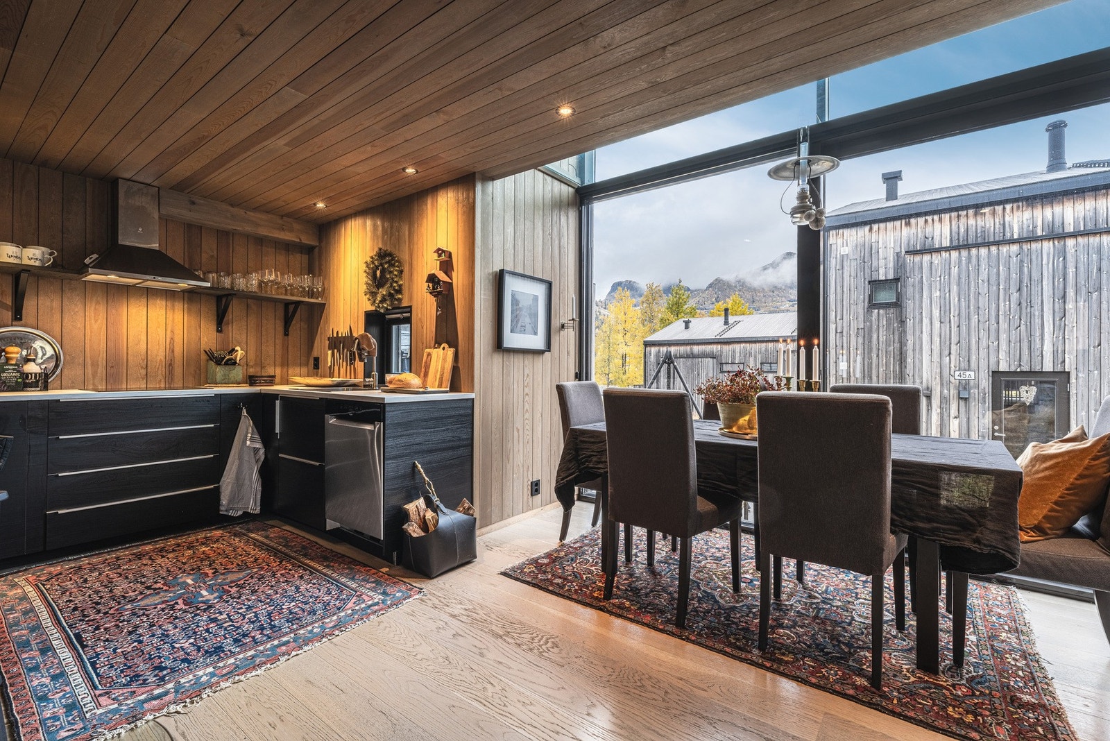 Velkommen til Tottelie 14B! Meget innholdsrik hytte med ski inn/ut i Hemsedal skisenter. Galleribilde