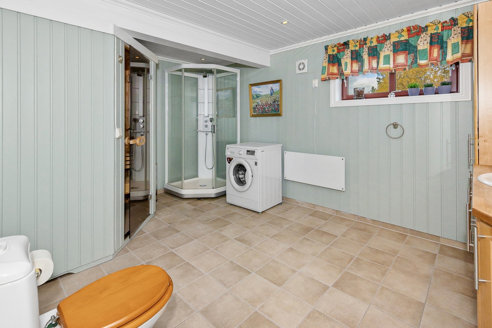 Moderne bad med alle fasiliteter Galleribilde