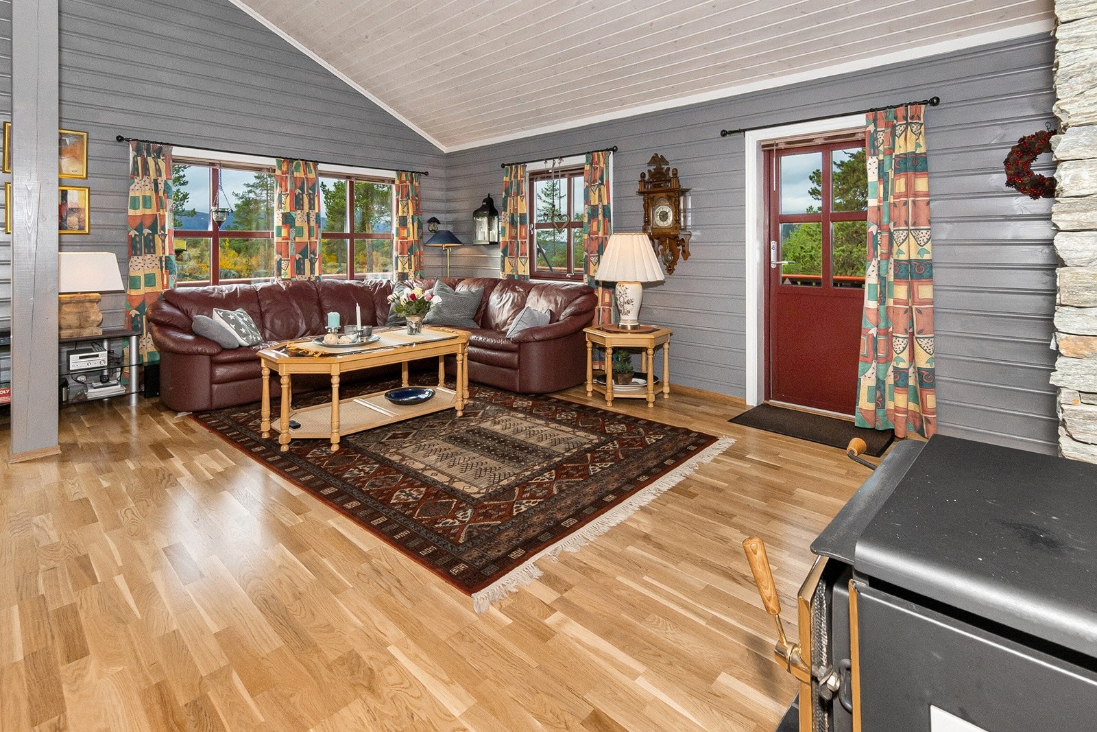 Lun og innbydende sofakrok i stue Galleribilde