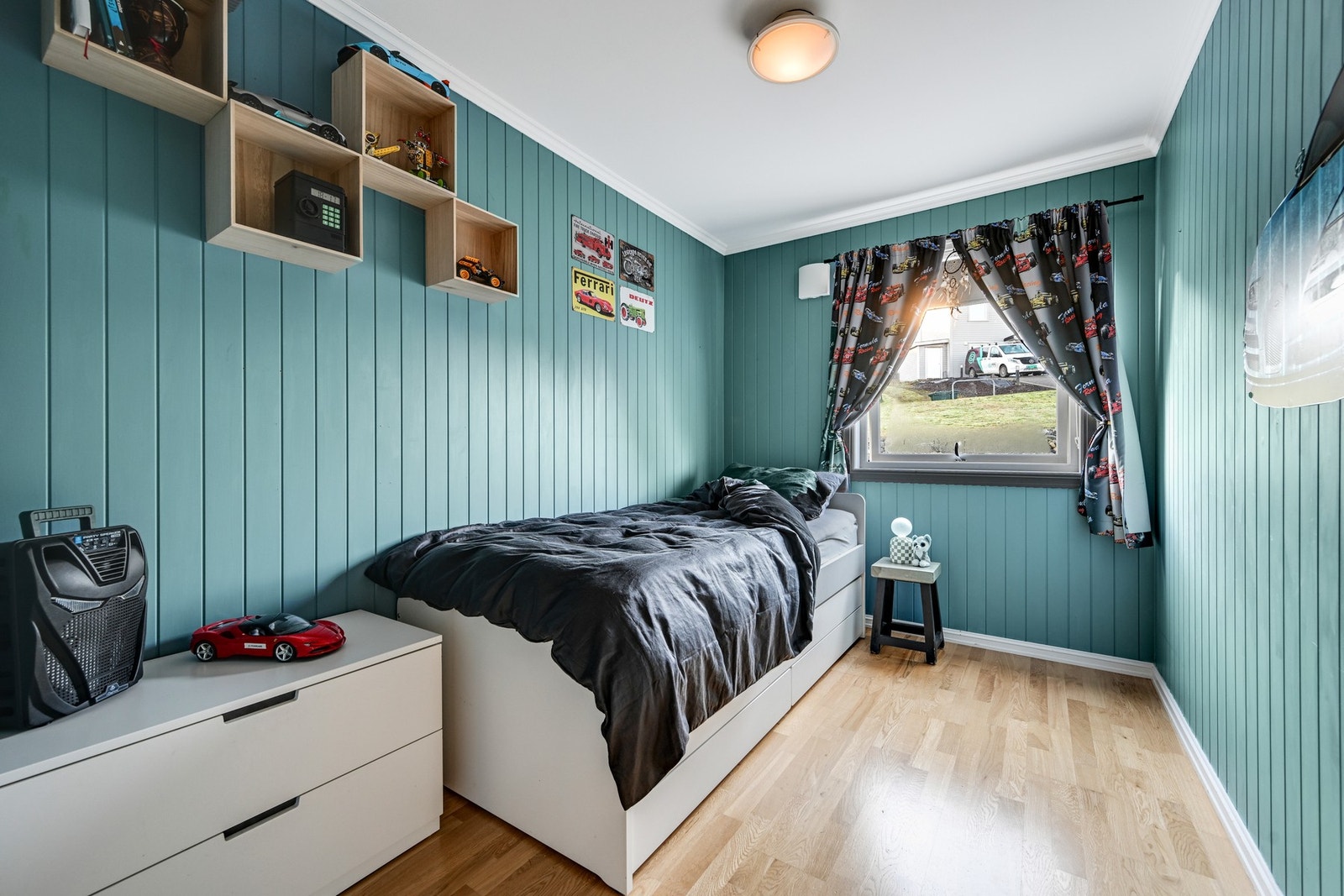 Soverom nr. 3. Her har man rom for hele familien Galleribilde