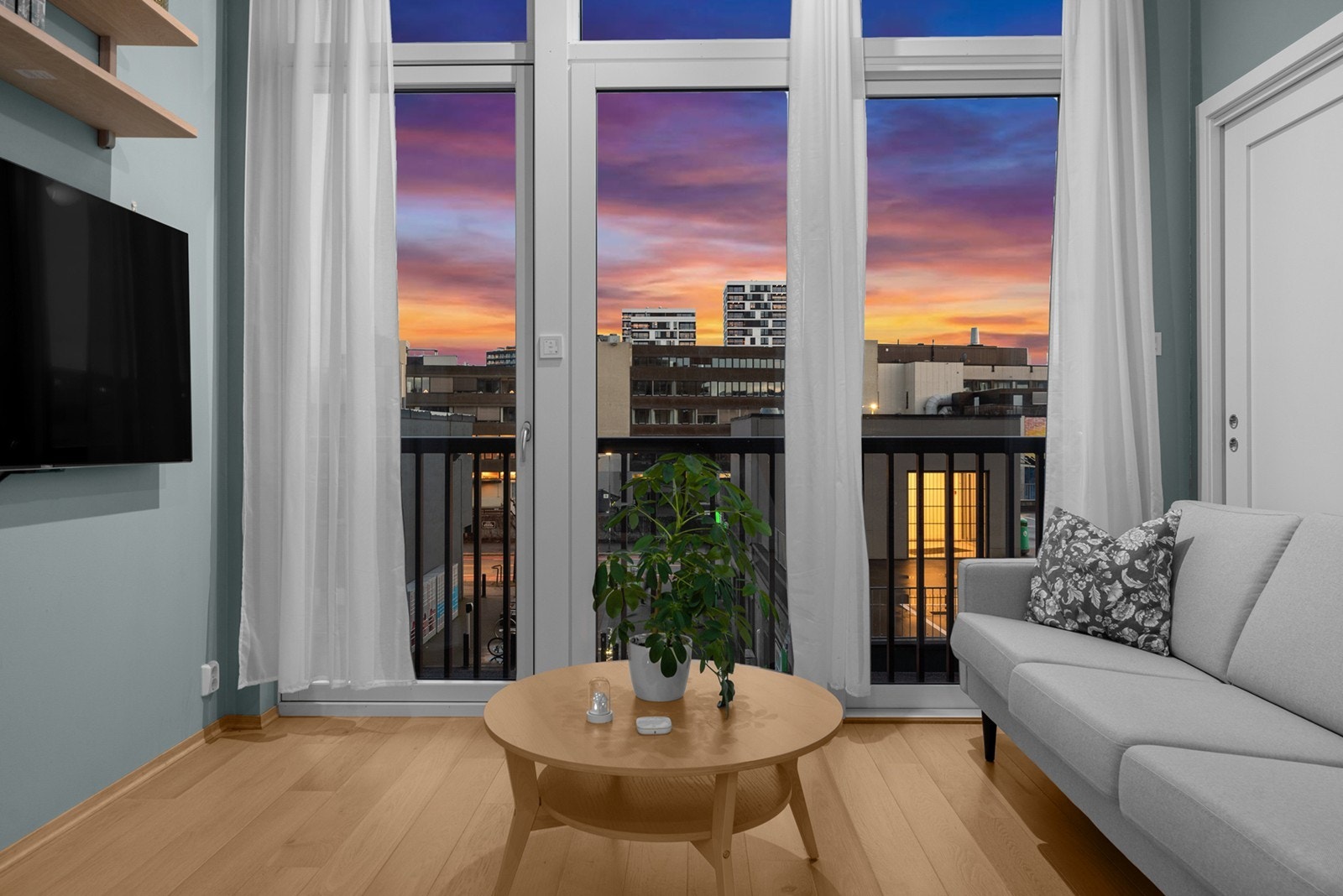 Fra stuen har du åpning til en fransk balkong Galleribilde