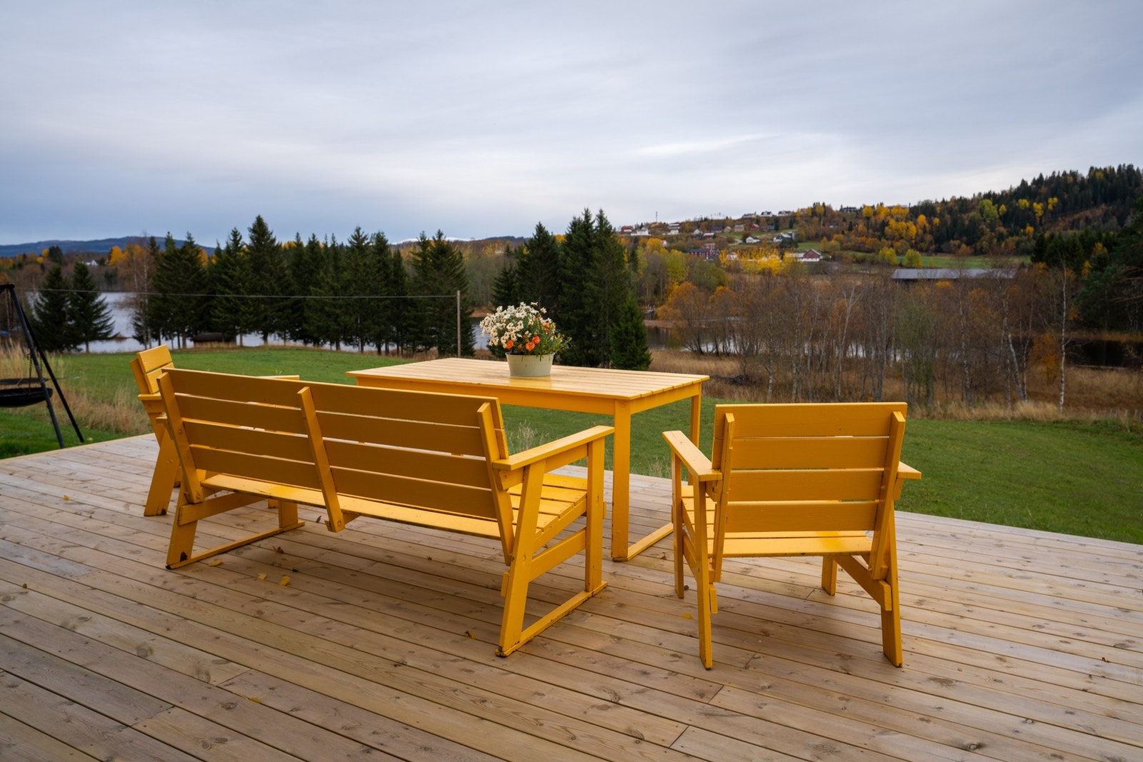 Flott utsikt fra terrassen med gode solforhold! Galleribilde