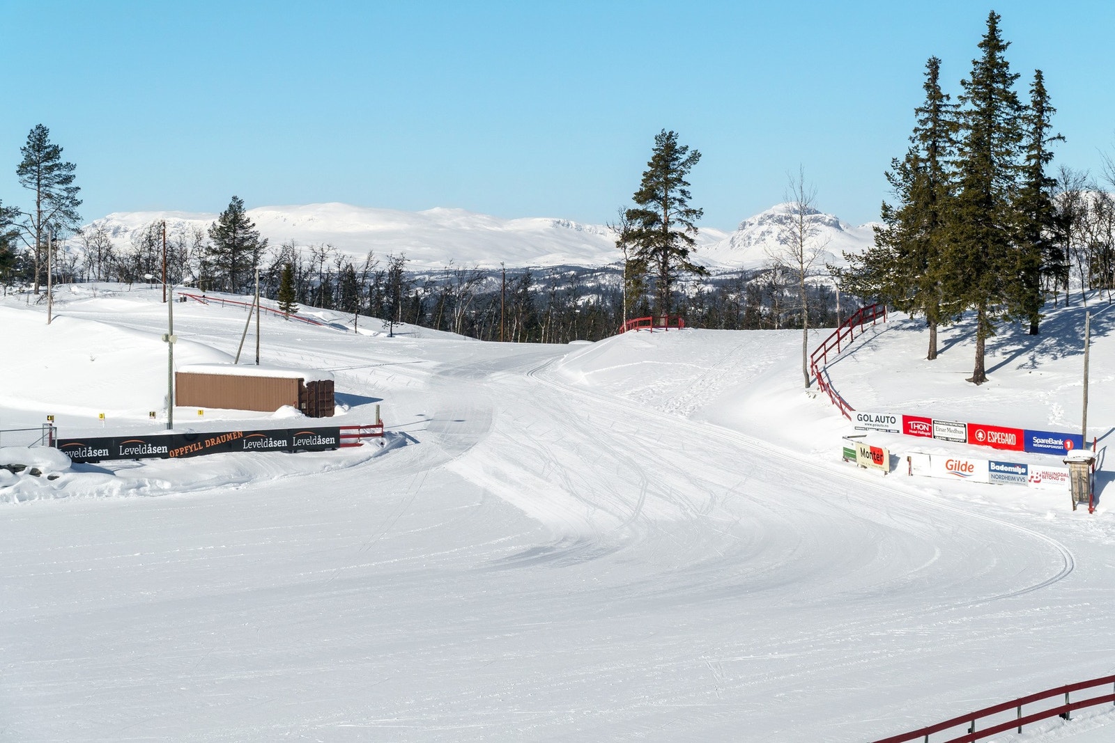 Liatoppen vinterstid Galleribilde