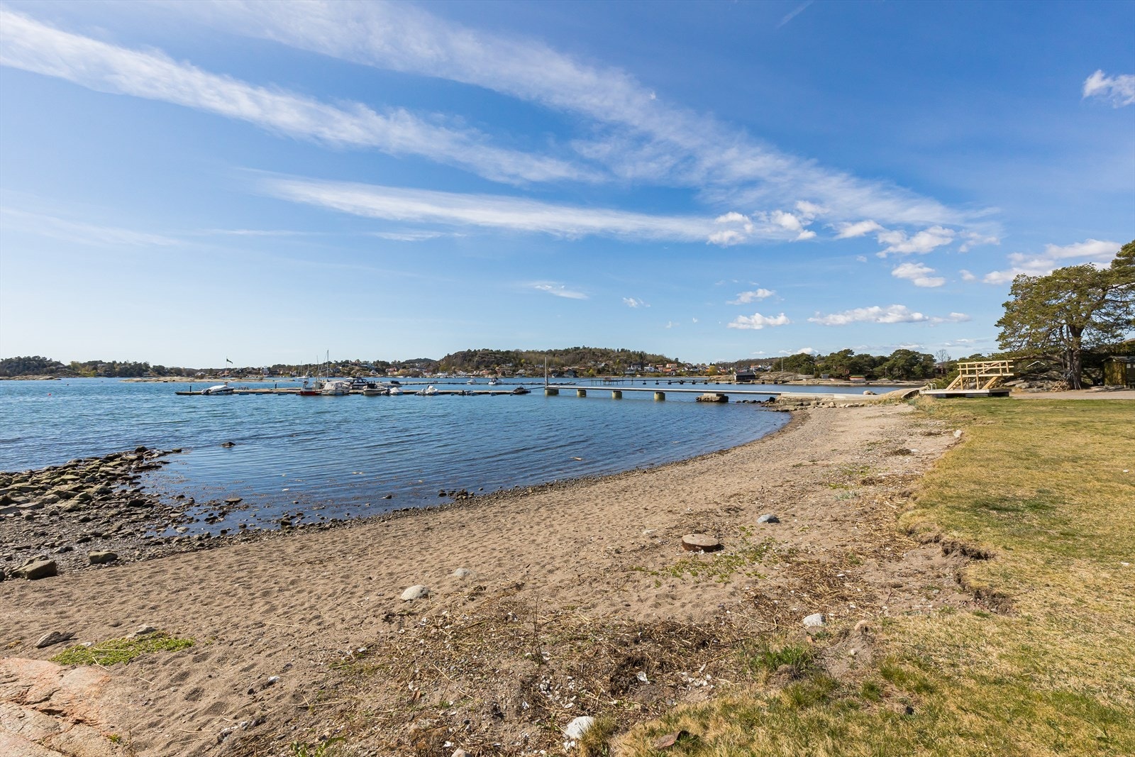 Med mange flotte sandstrender og nydelige turområder er Solløkka og omegn et paradis hele året gjennom. Galleribilde