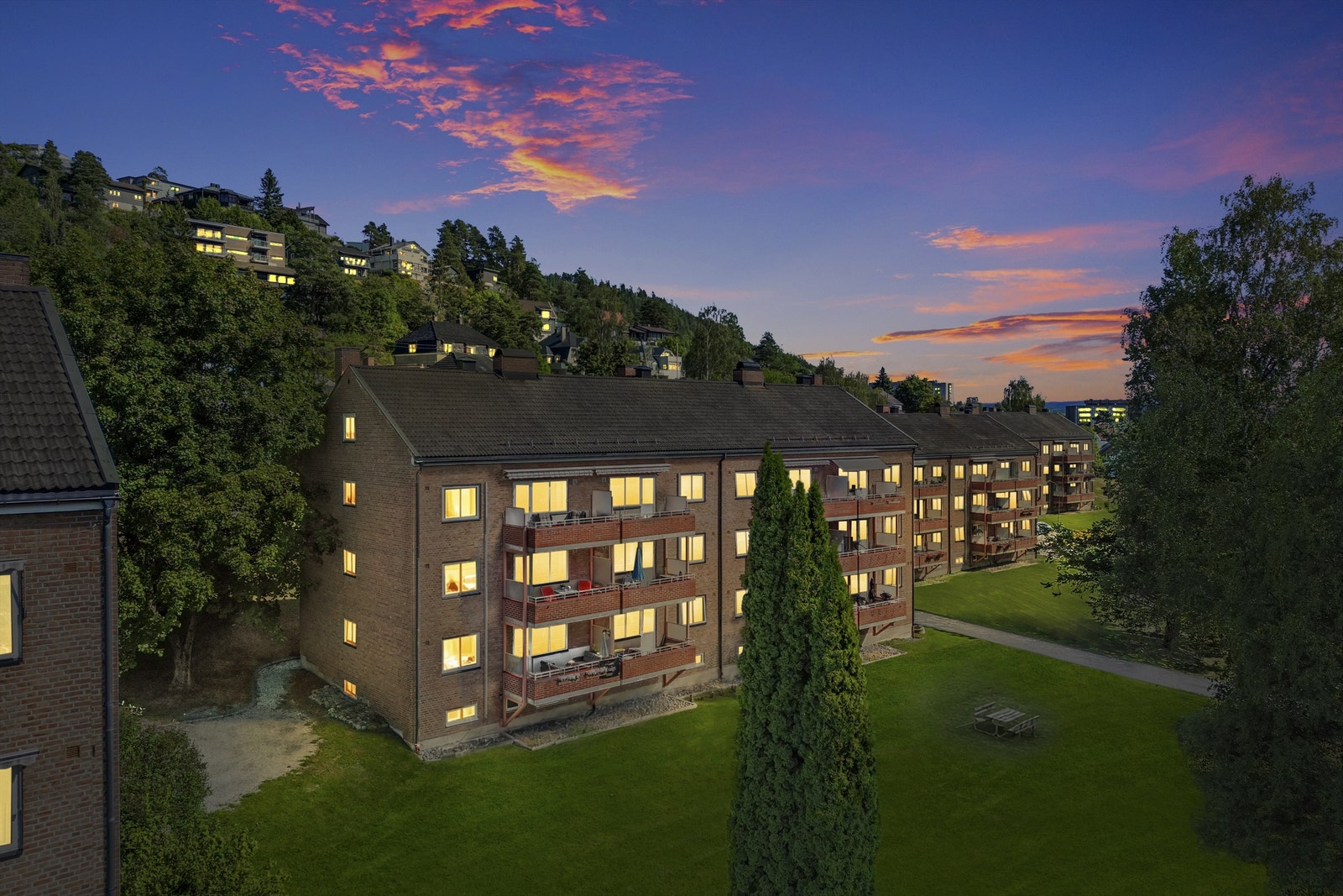 Boligen har en sentral beliggenhet på Hotvet med kort vei til det meste Galleribilde