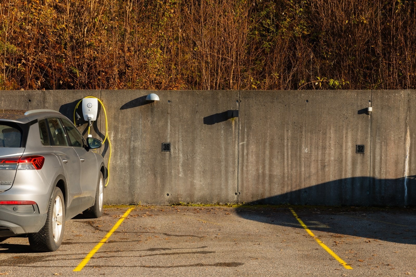 Det medfølger fast parkeringsplass med elbillader Galleribilde