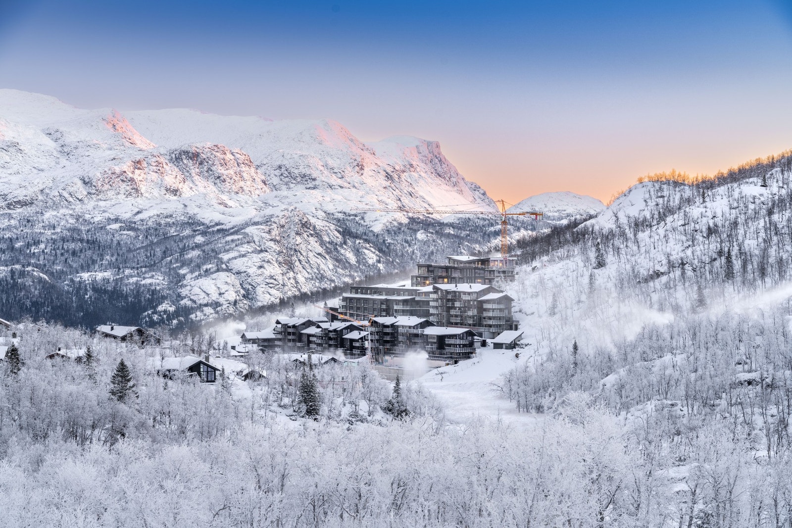 Utsikt fra tomteområdet vinterstid Galleribilde