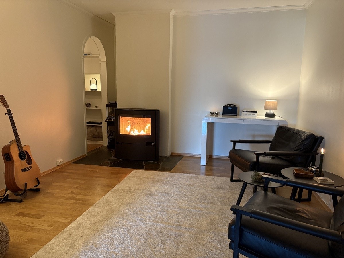 Stue 2 med peis Galleribilde