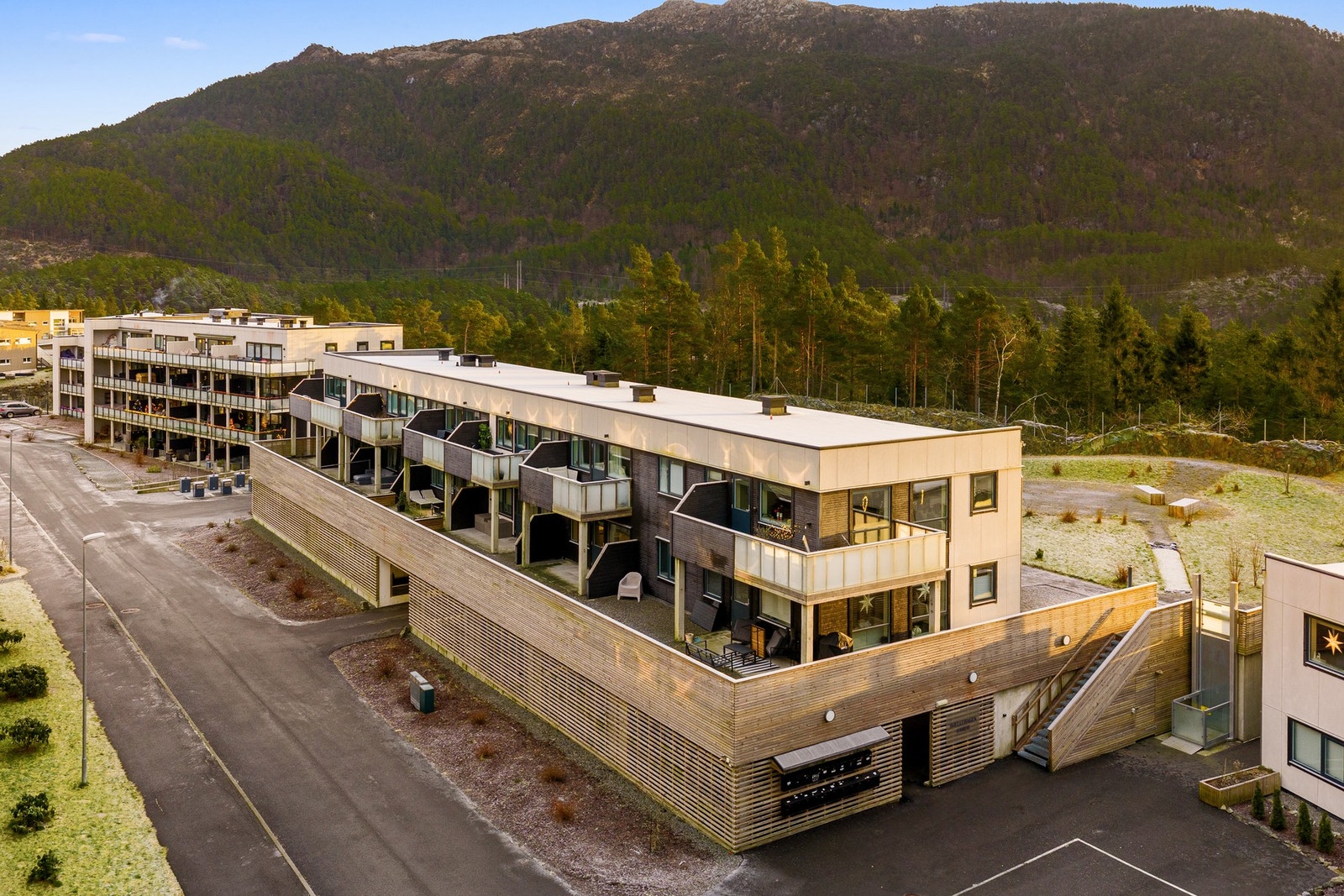 Under leilighetene er det felles garasjeanlegg. Galleribilde