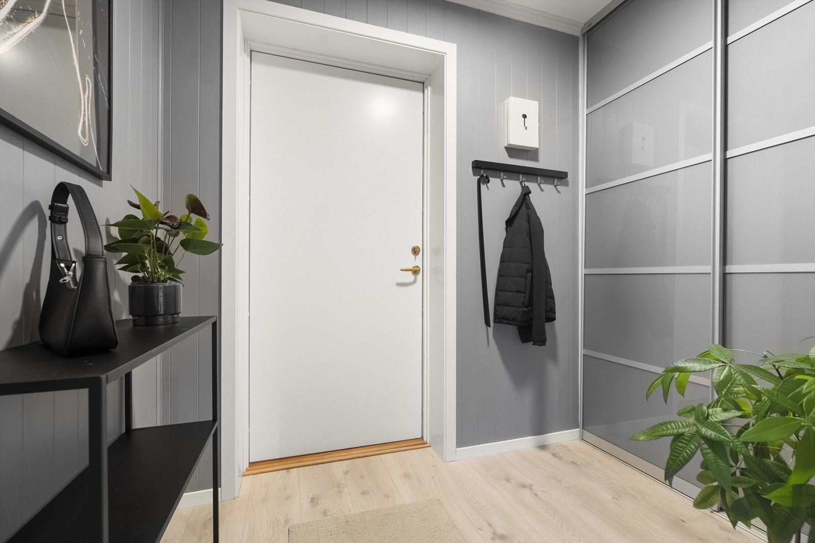 Entre- velkommen inn! Galleribilde