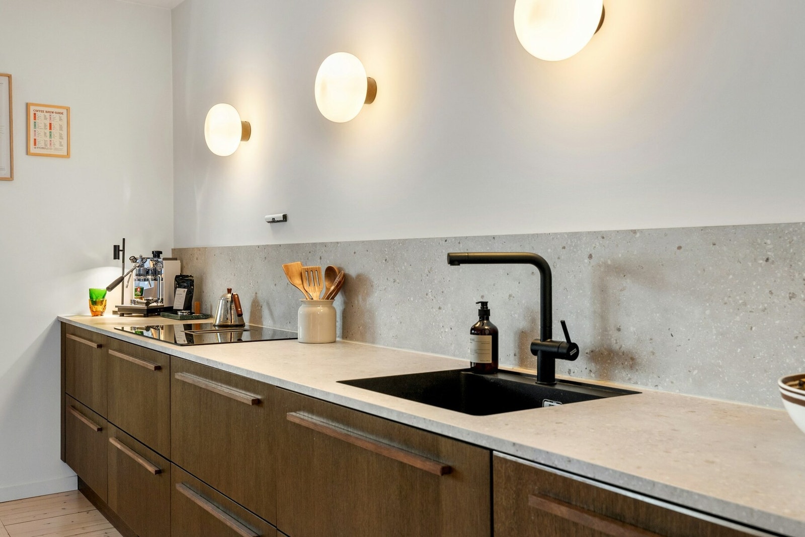 Oppvaskmaskin er også integrert i kjøkkeninnredning Galleribilde