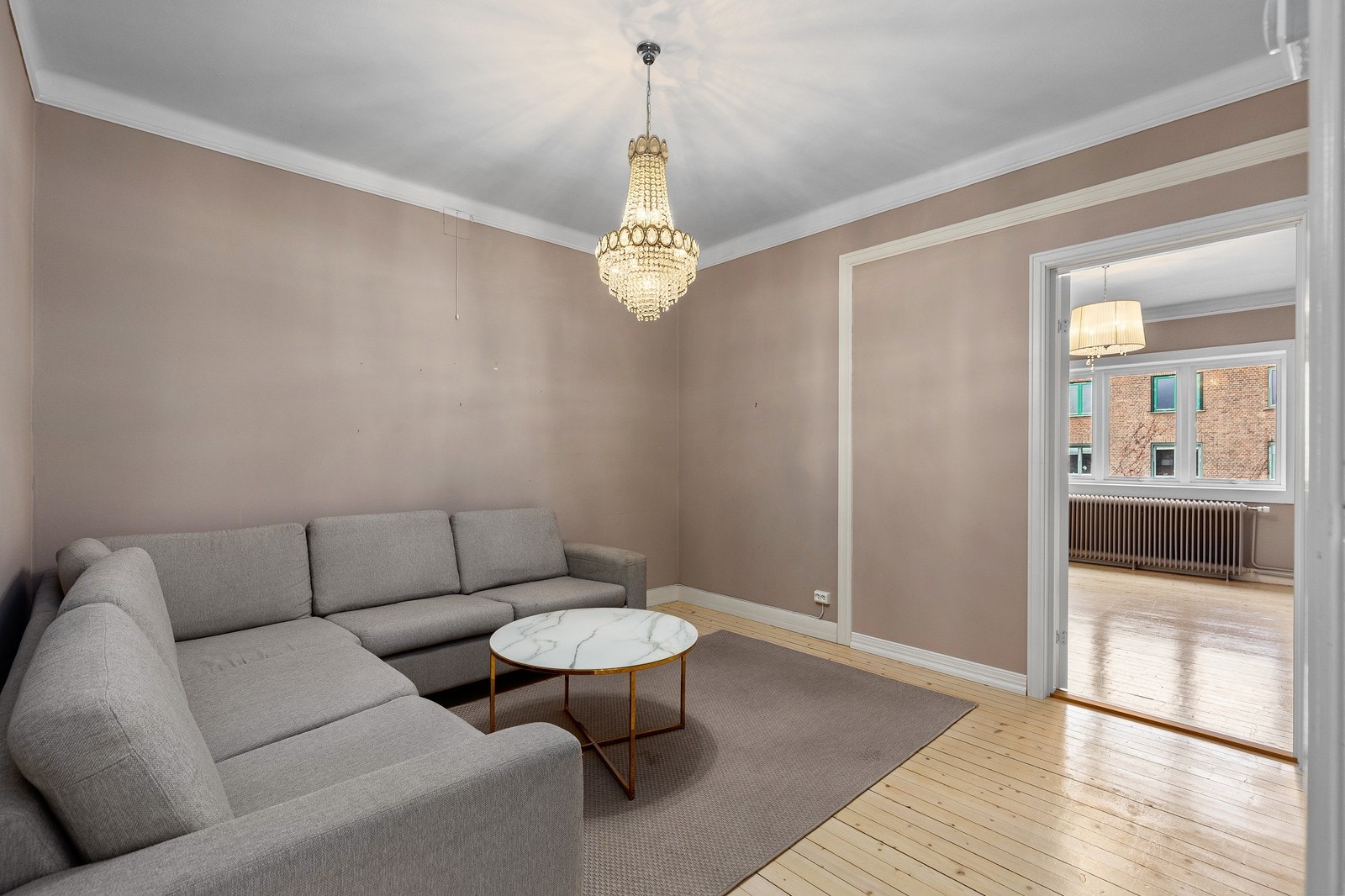 Denne flotte 4-roms leiligheten er ledig omgående. Galleribilde