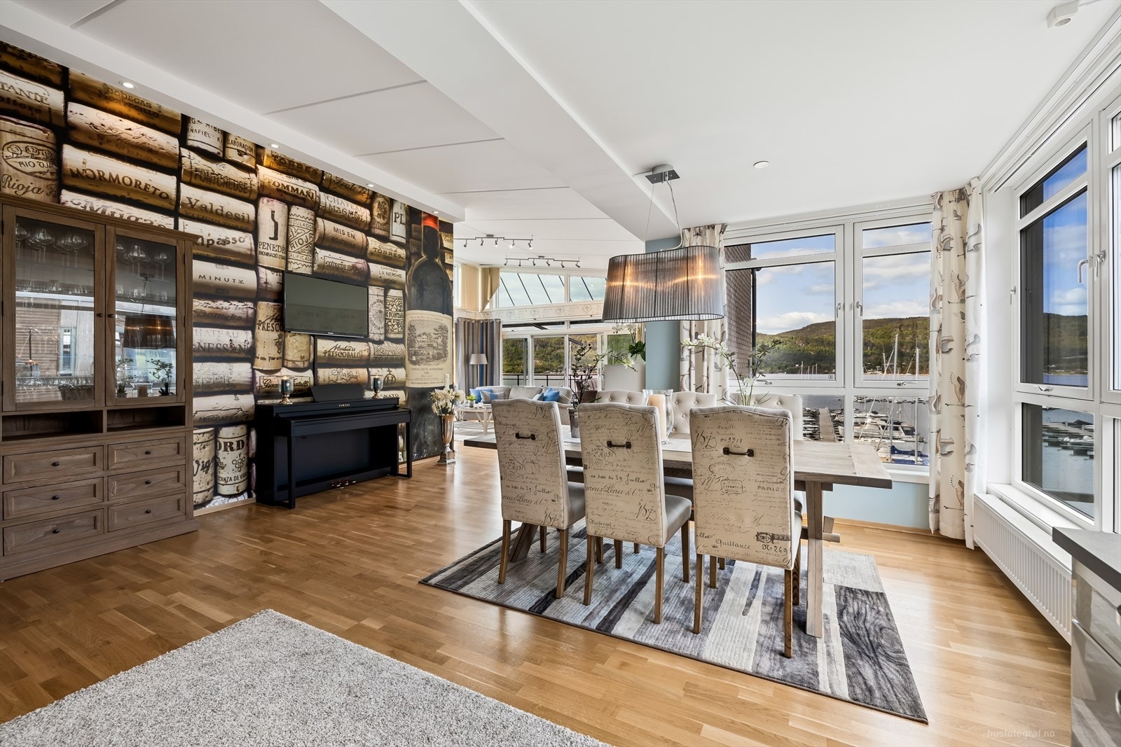 Fra spisestuen er det også flott utsikt. Galleribilde