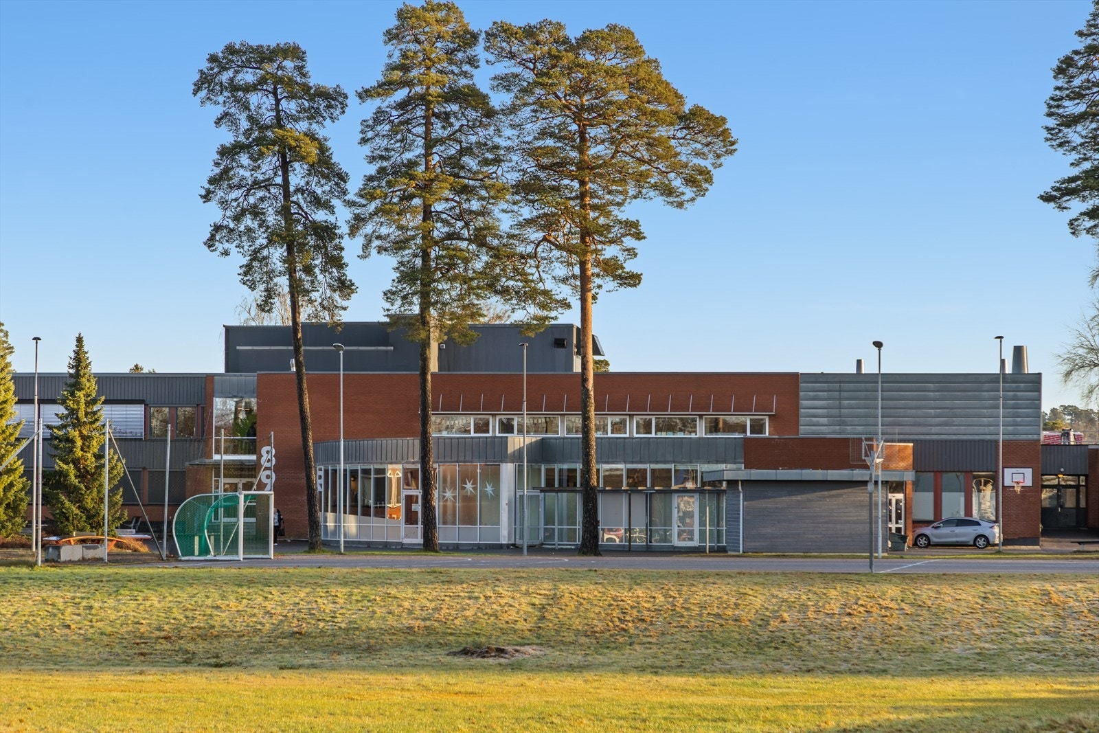 Fra leiligheten er det kort vei til barnehager og skoler Galleribilde