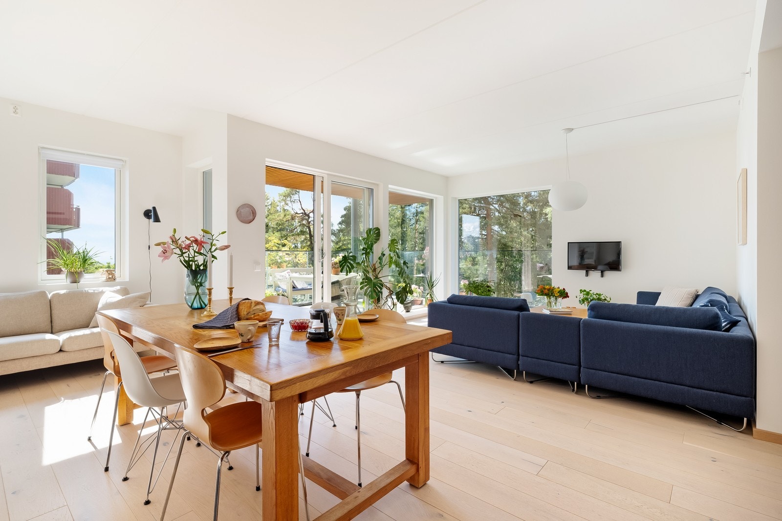 Velkommen til Folke Bernadottes vei 4! Galleribilde