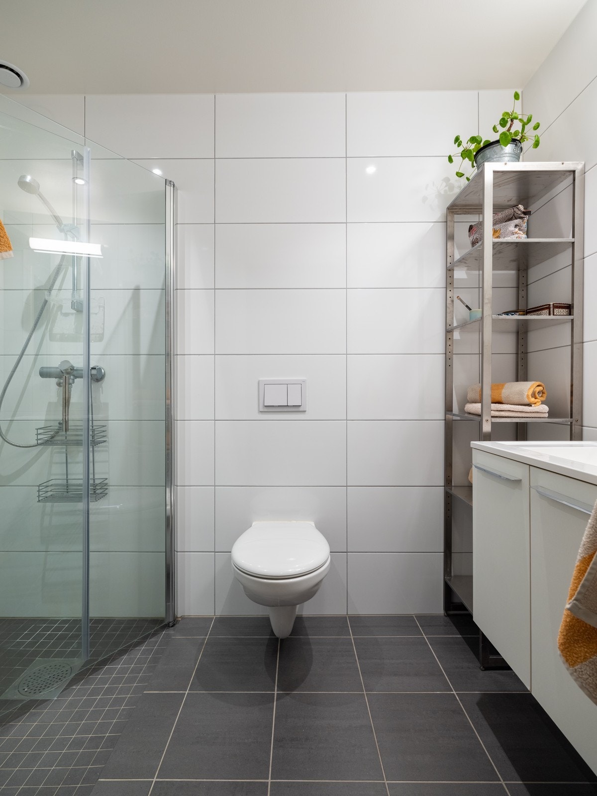 Bad ved hovedsoverom Galleribilde