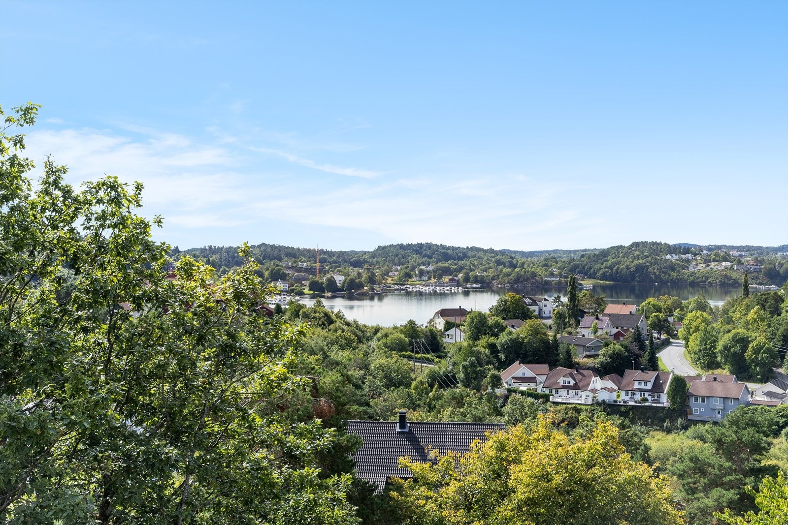 Borettslaget ligger høyt og fritt Galleribilde
