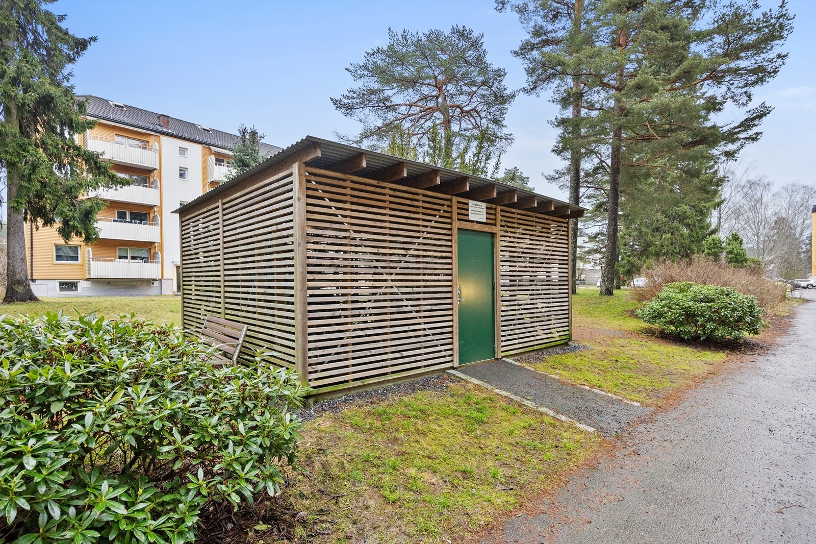 Borettslaget har velholdte fellesarealer og felles sykkelbod. Galleribilde