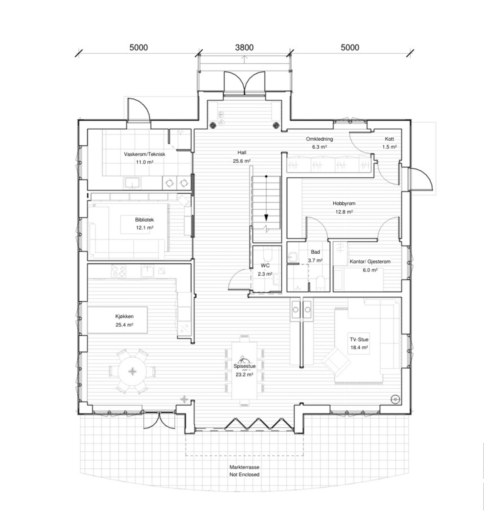 1 etg. har innholdsrik, flott løsning med flere oppholdsrom Galleribilde
