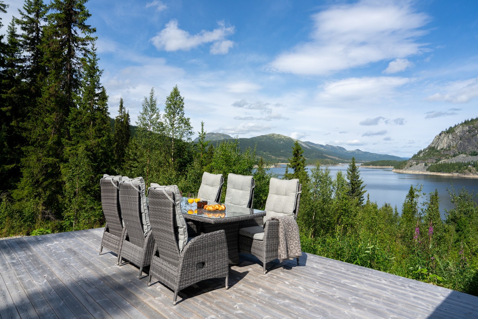 En herlig uteplass med flott utsikt! Galleribilde