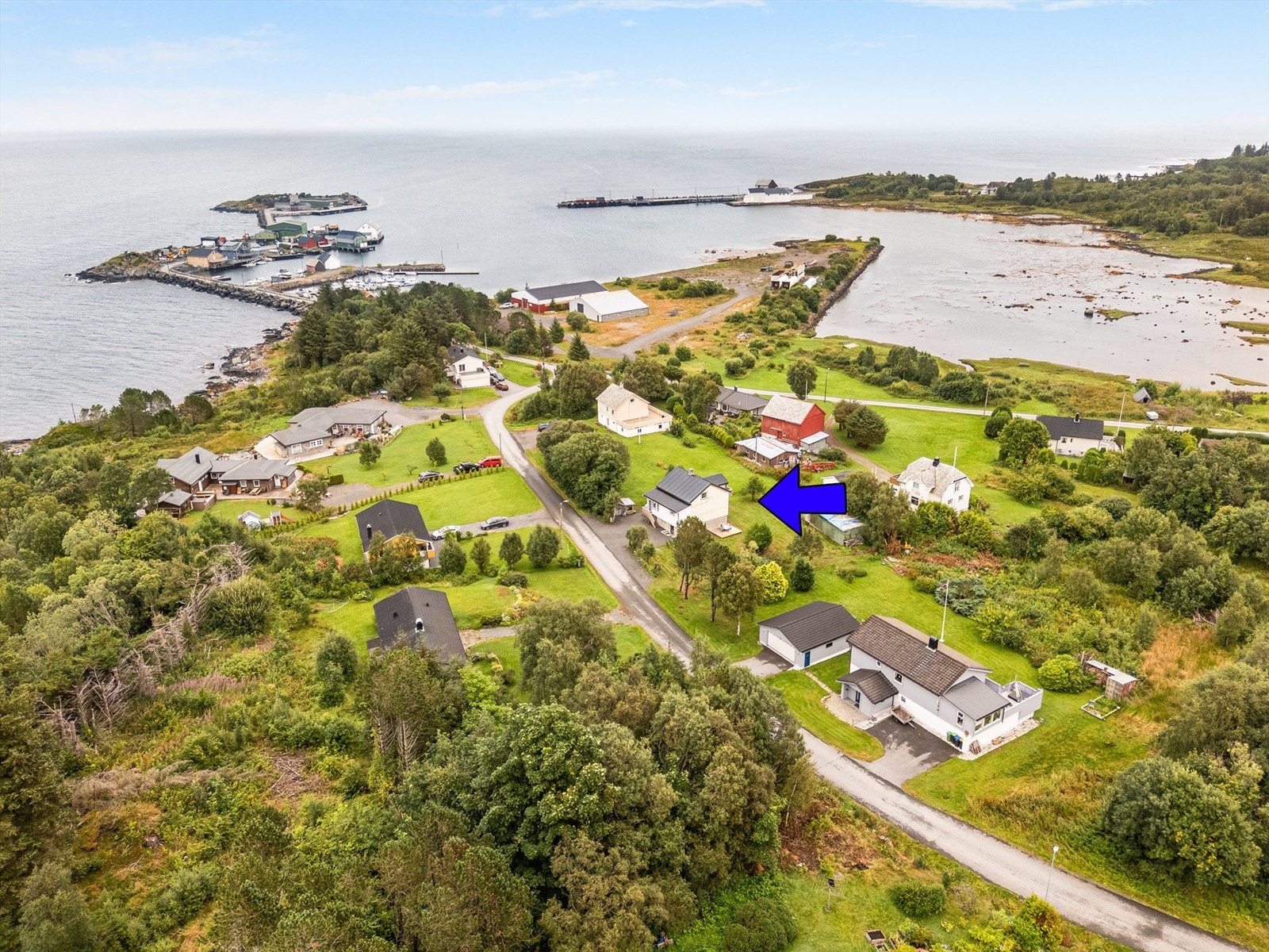 Møremegling v/ Marius Ødegaard presenterer Vågholmvegen 1 Galleribilde