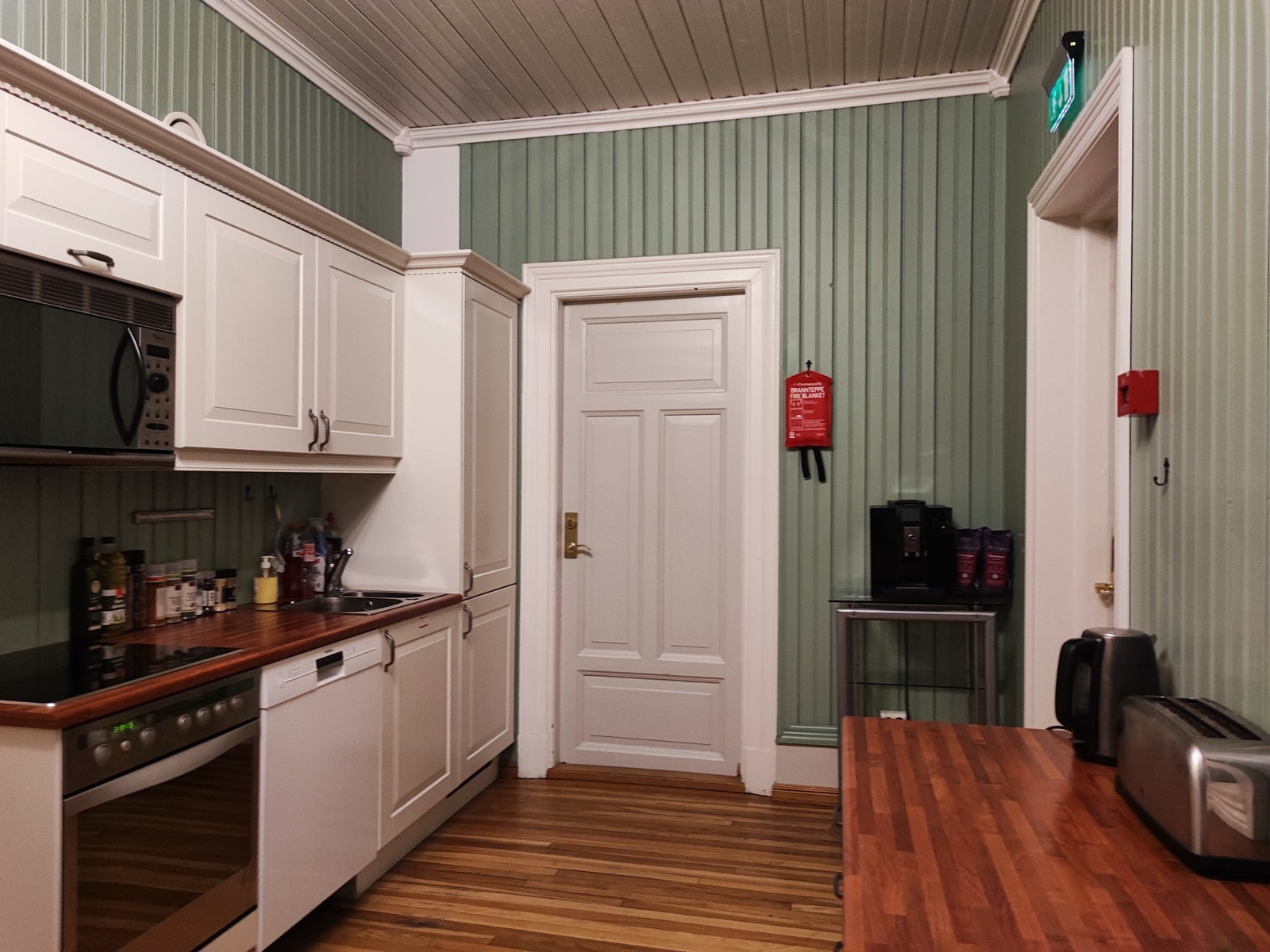 Kjøkken felles Galleribilde