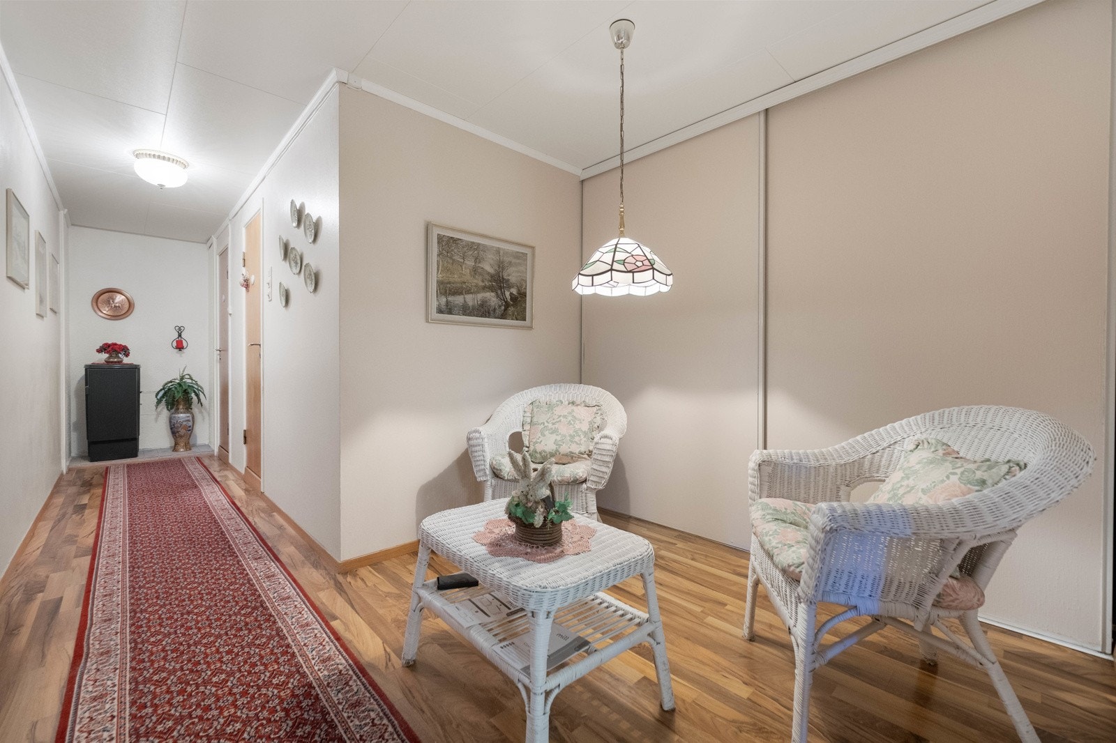 Soveromsgang underetasjen Galleribilde