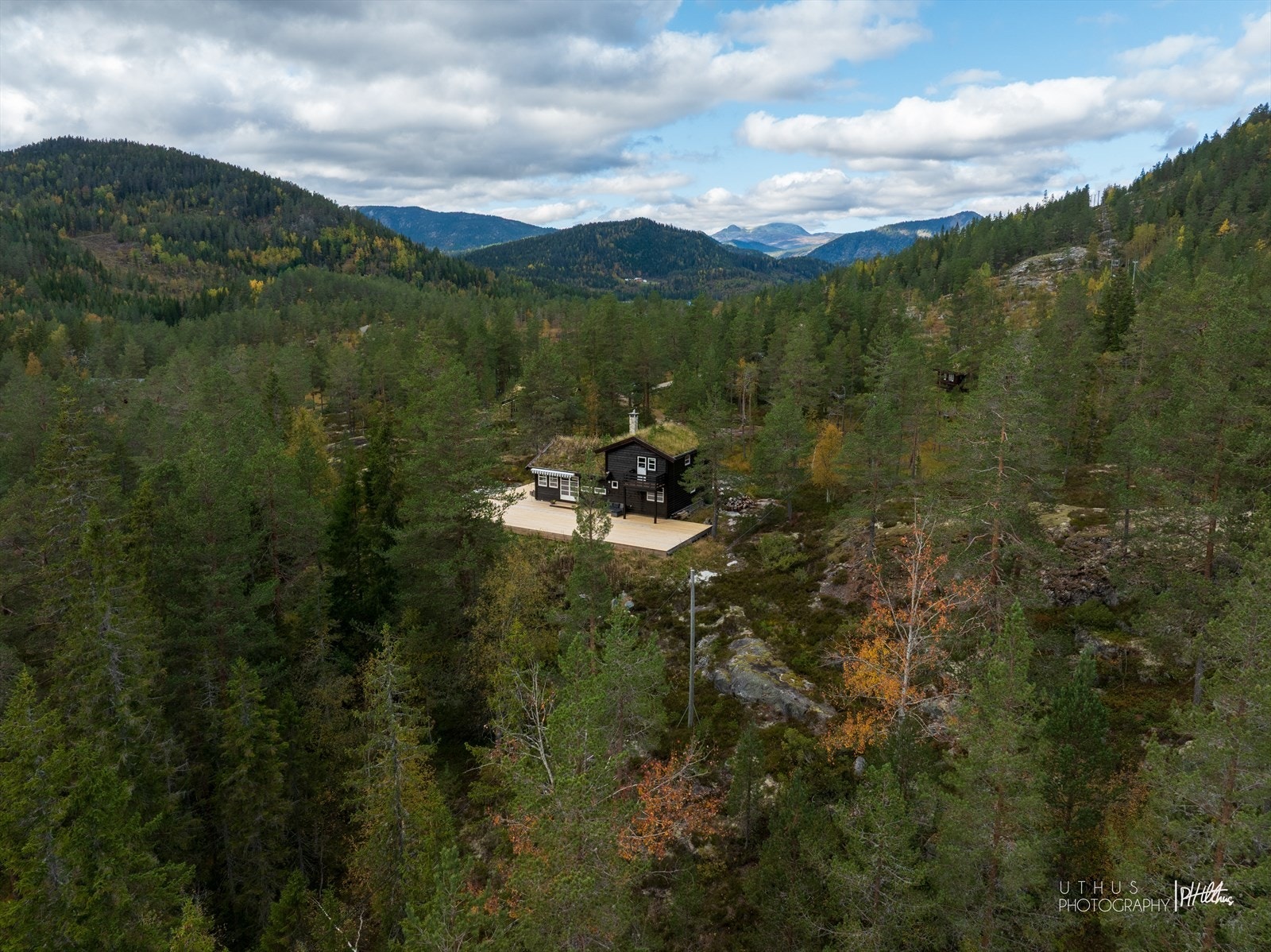 Usjenert hytte i et flott område! Galleribilde
