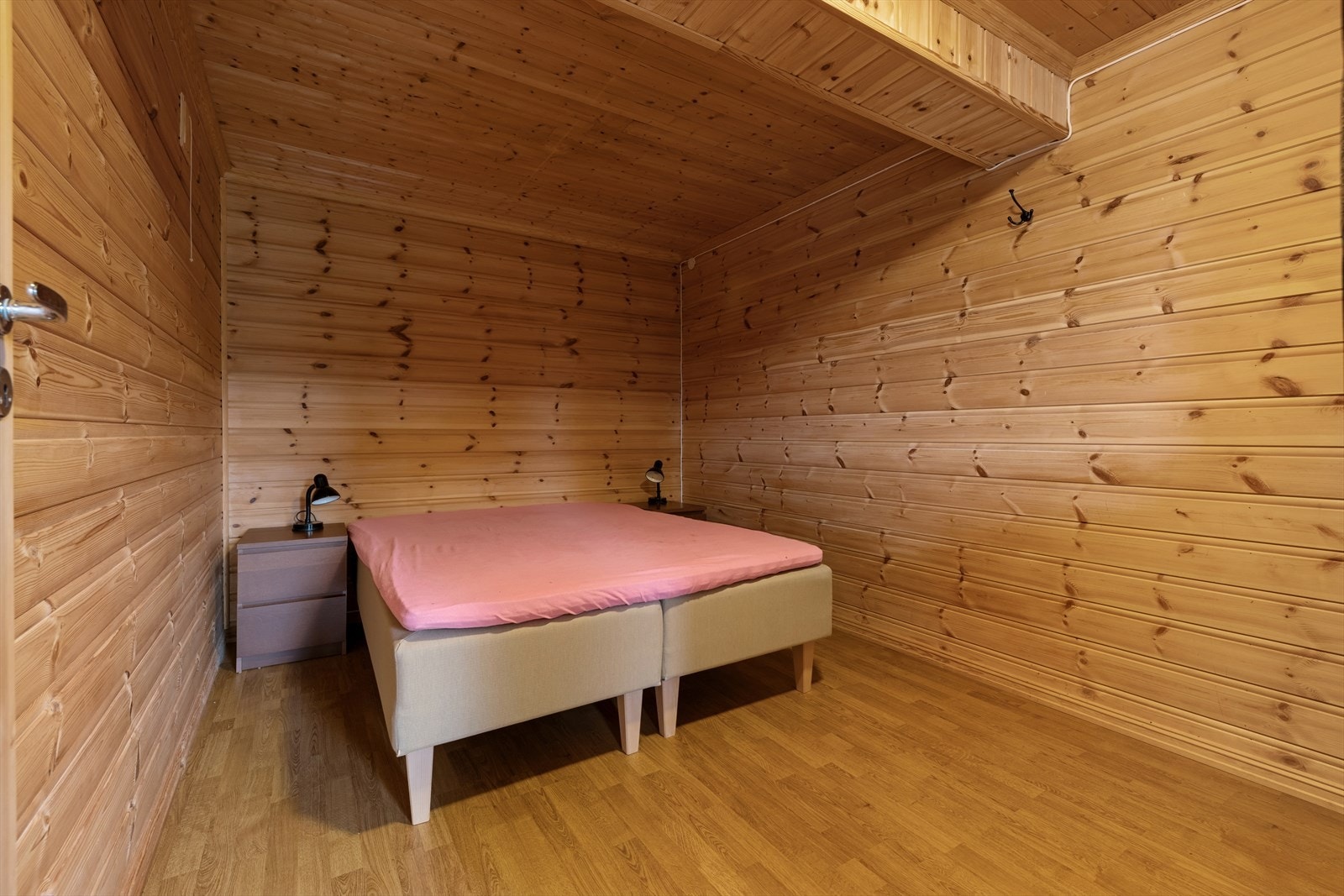 Kjeller er ikke godkjent til rom for varig opphold. Galleribilde