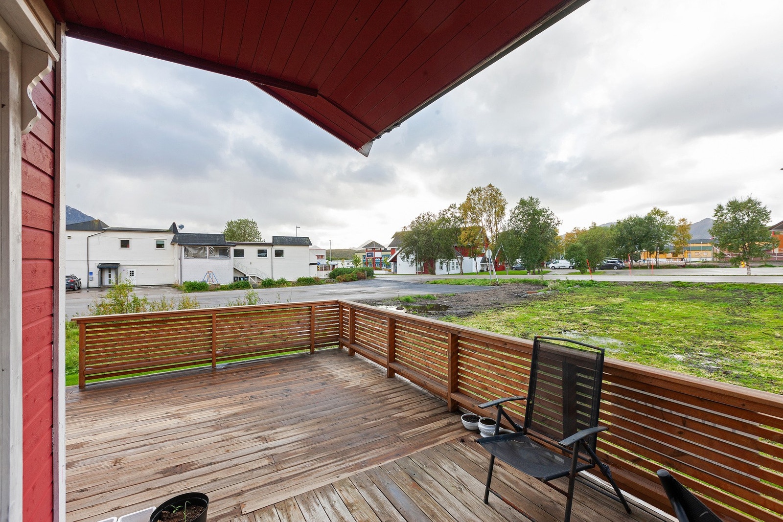 Stor og romslig veranda Galleribilde