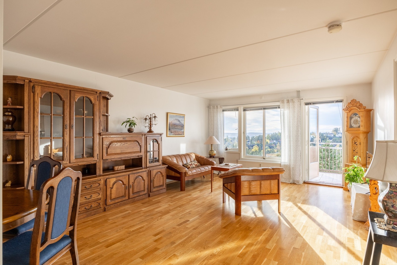 Gamle Bygdevei 178 presenteres av Mekleriet ved Charlotte Marie Bårdsen. Galleribilde