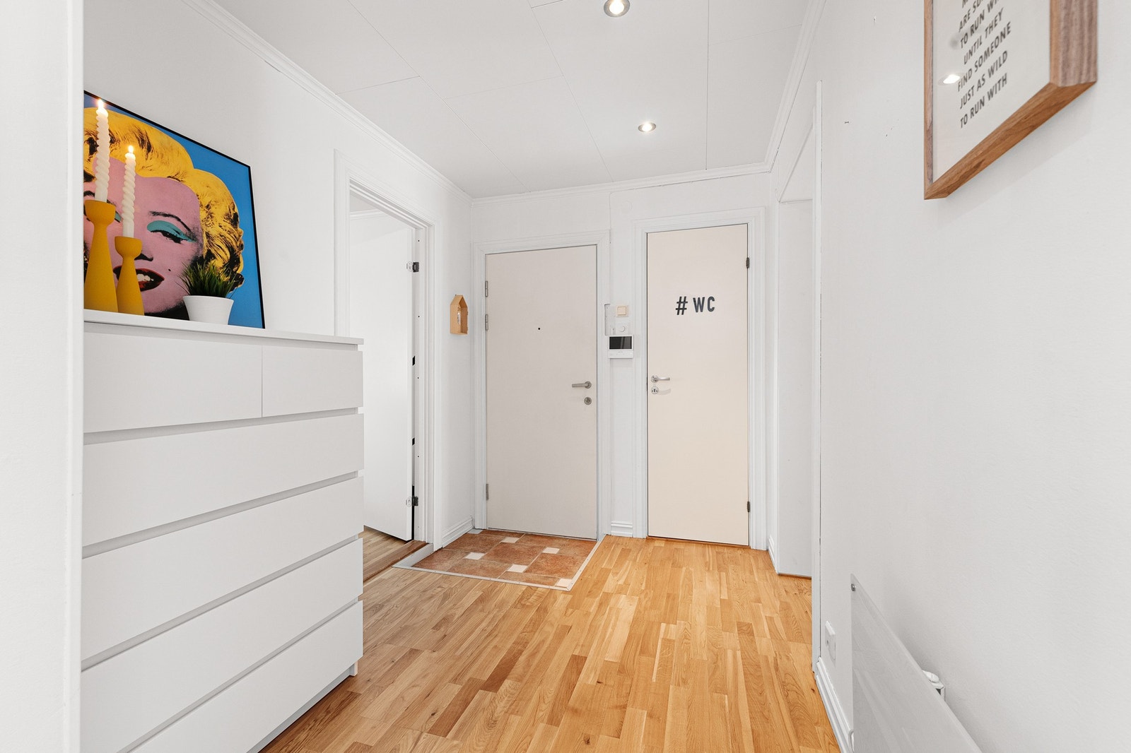 Gang/entré. Galleribilde