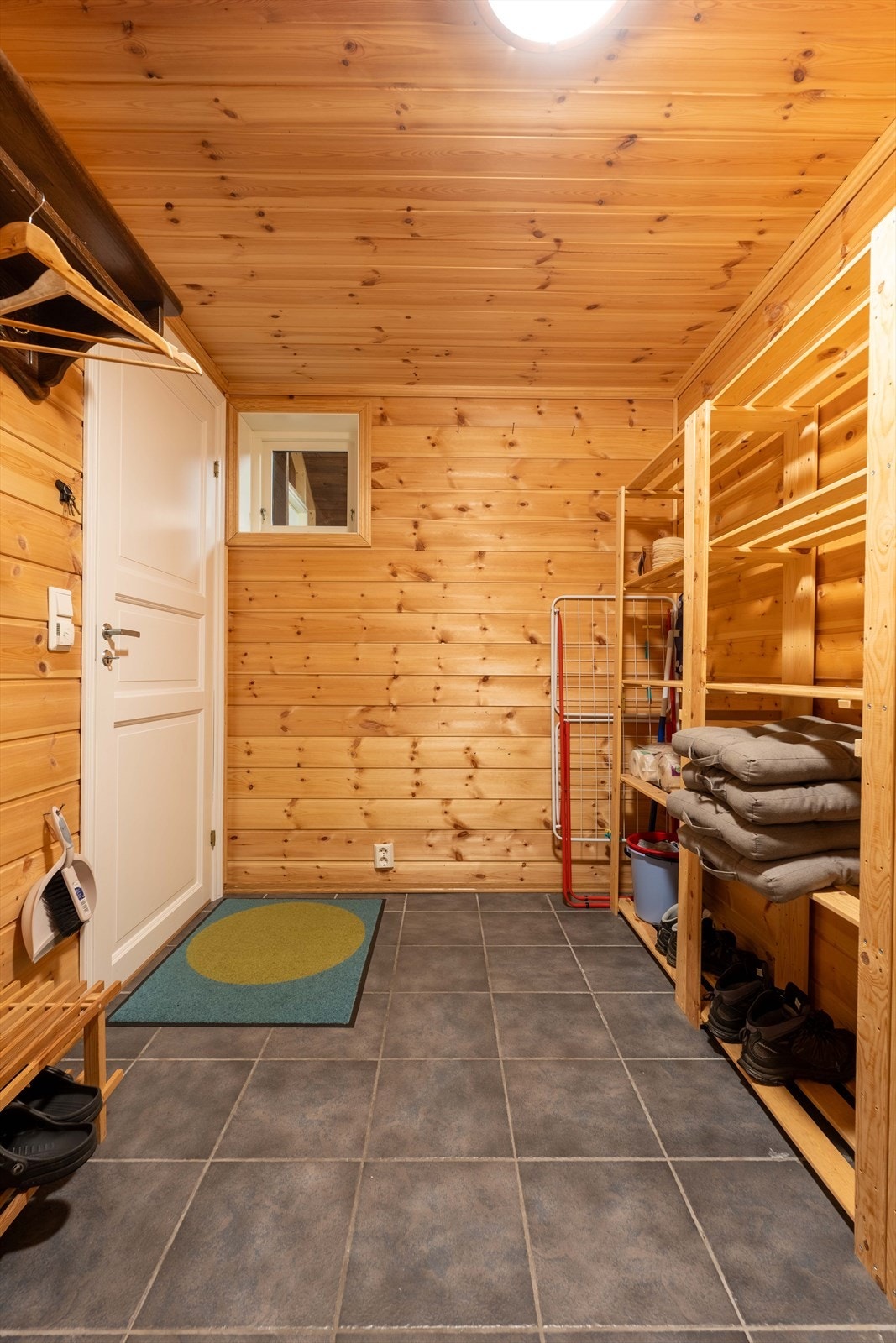 Innvendig bod Galleribilde