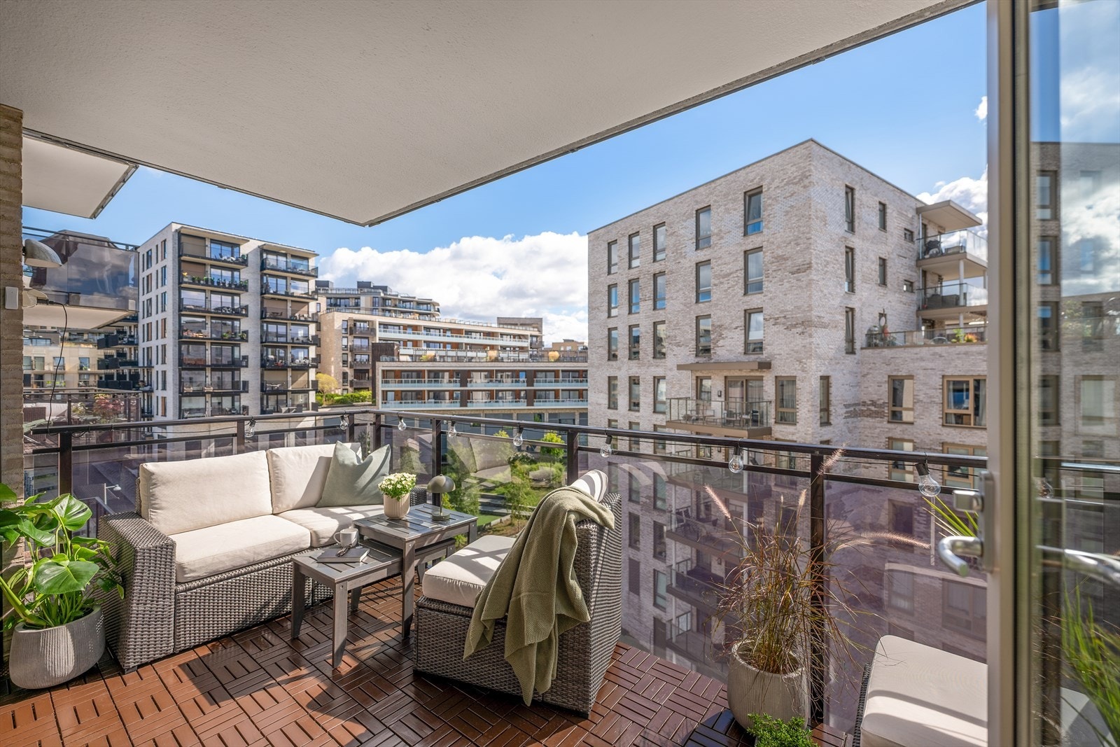 Balkong på 8m² med gode solforhold. Galleribilde